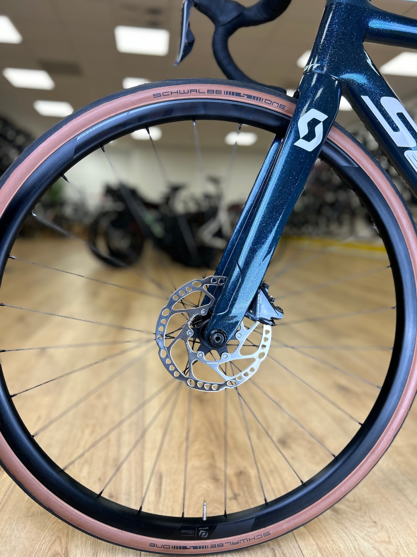 Scott Addict RC Di2 Carbon Disc Racefiets