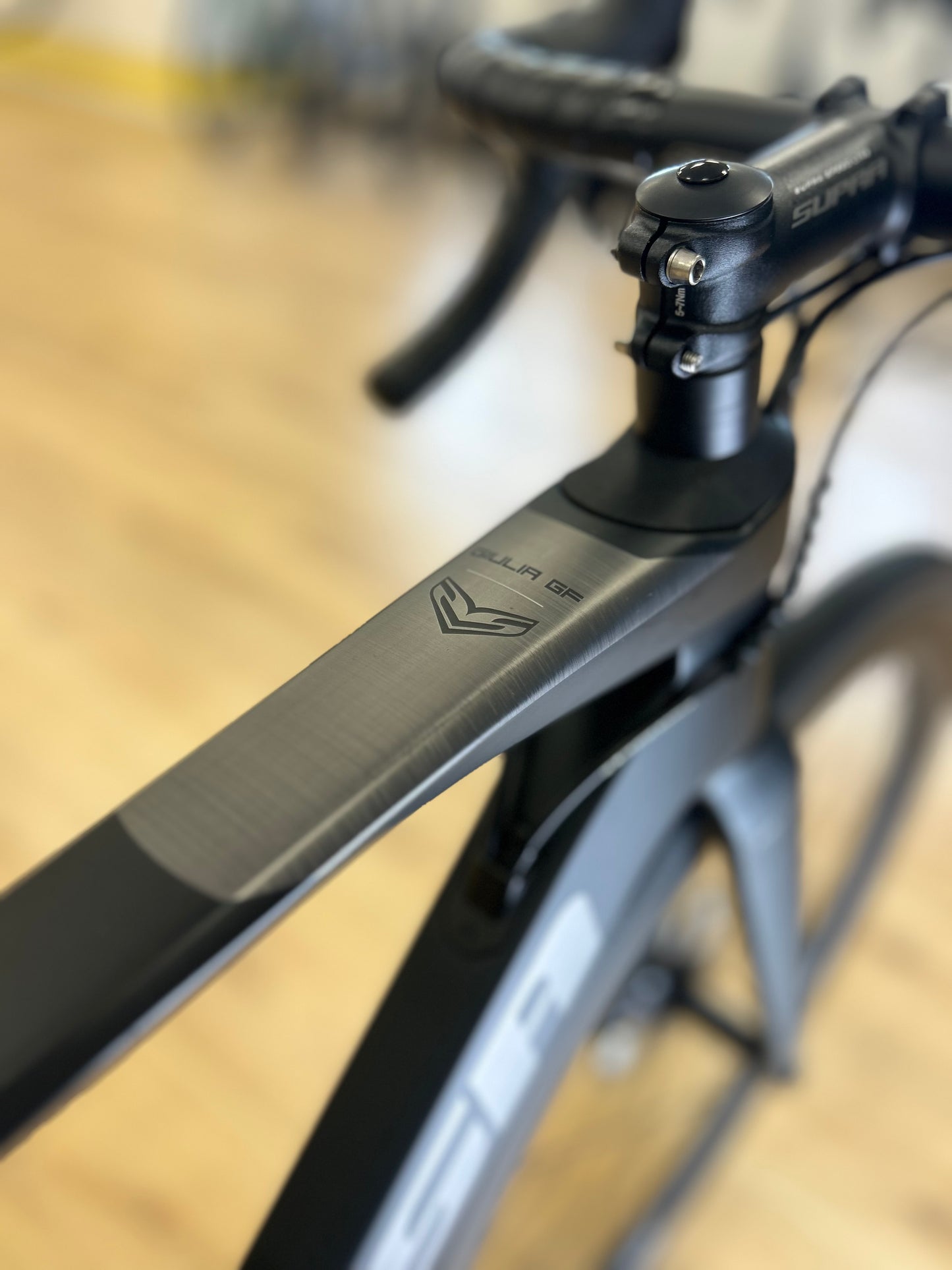 Sensa Giulia GF Ultegra Carbon Disc Racefiets