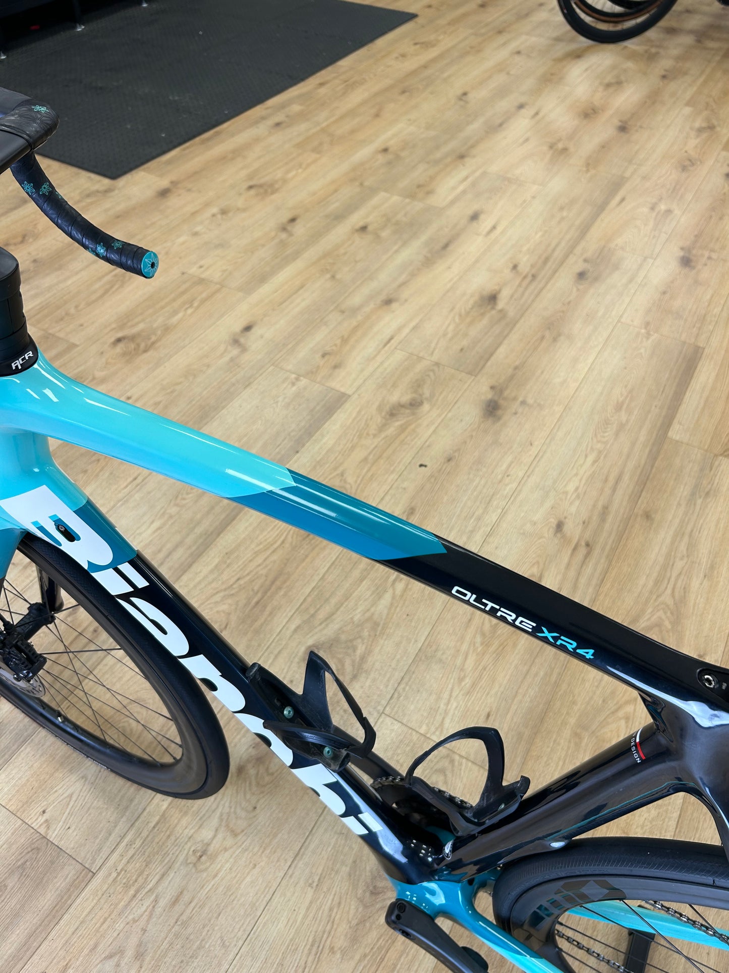 Bianchi Oltre xr4 Di2 Carbon Disc Racefiets
