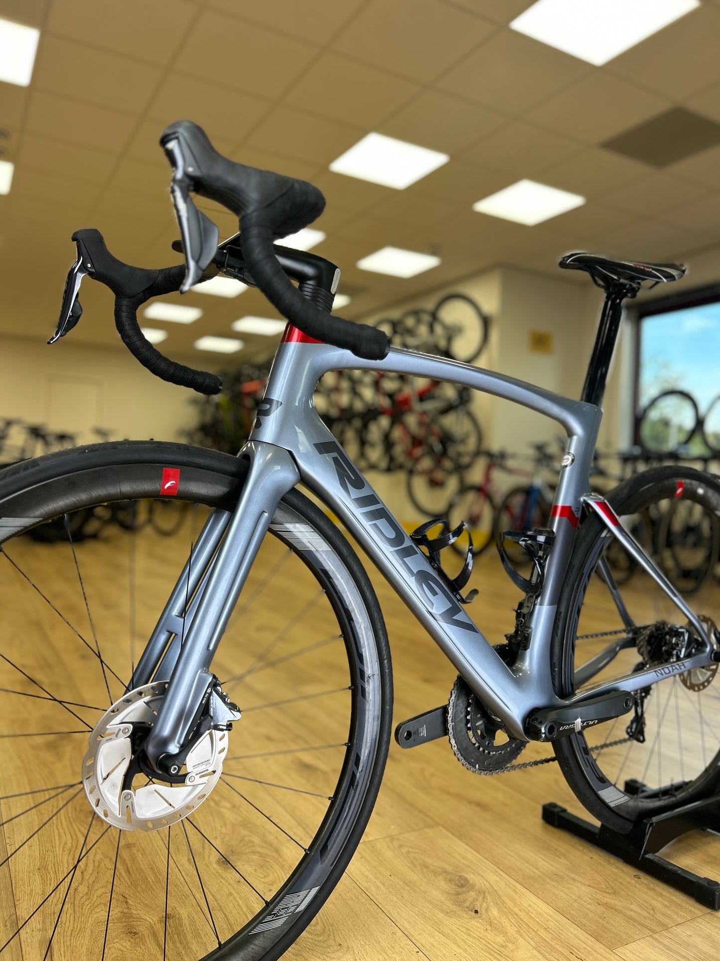 Ridley Noah Aero+ DI2 Carbon Disc Racefiets