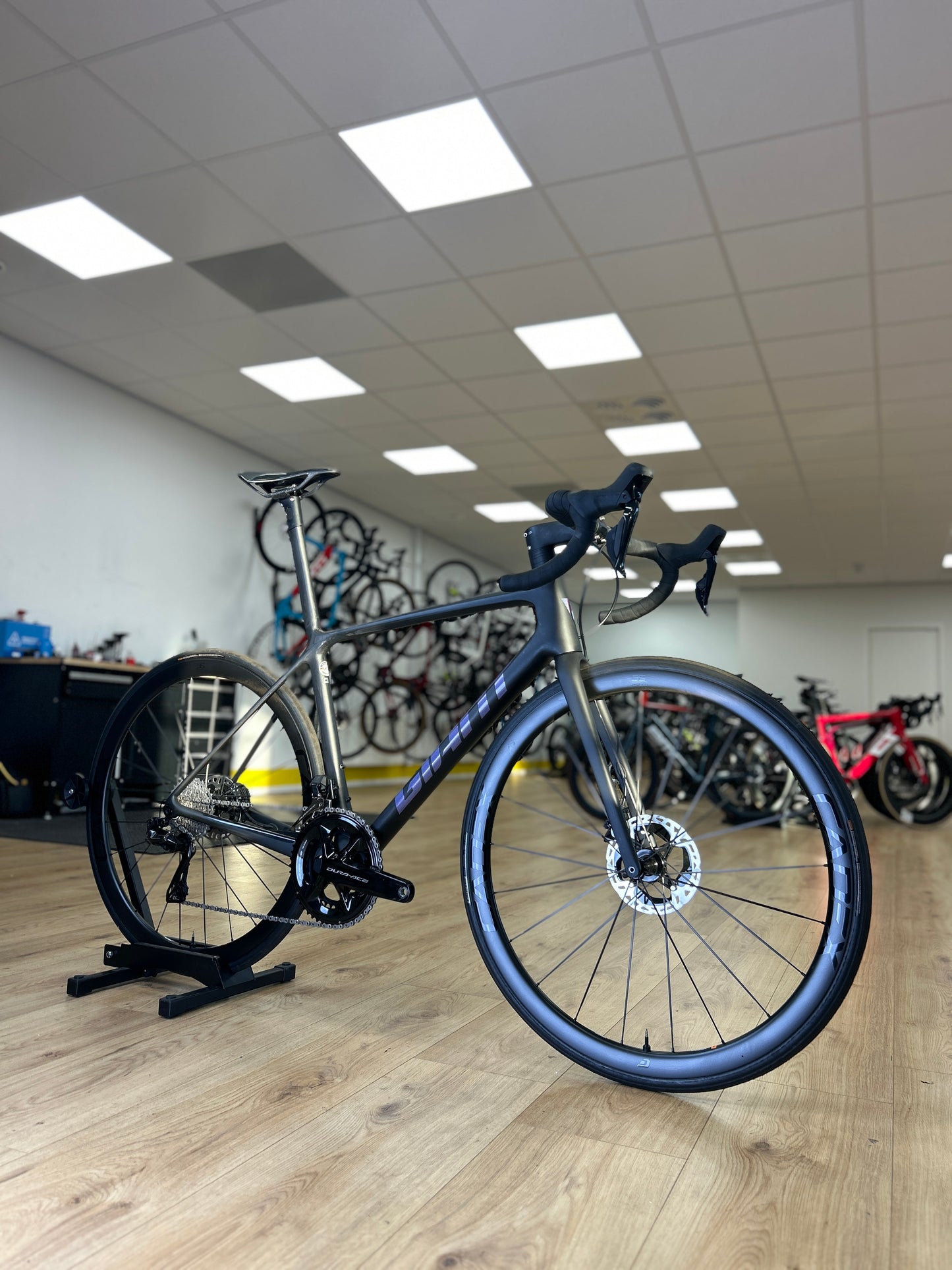 SHOWROOM MODEL Giant TCR Advanced SL Disc 0 Di2 Carbon Racefiets