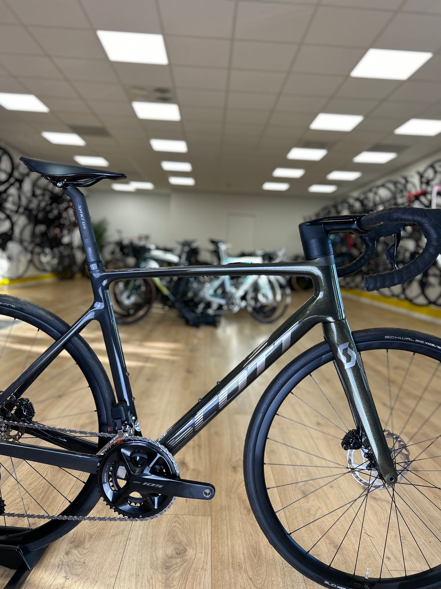 New Scott Addict RC Di2 Carbon Disc Racefiets