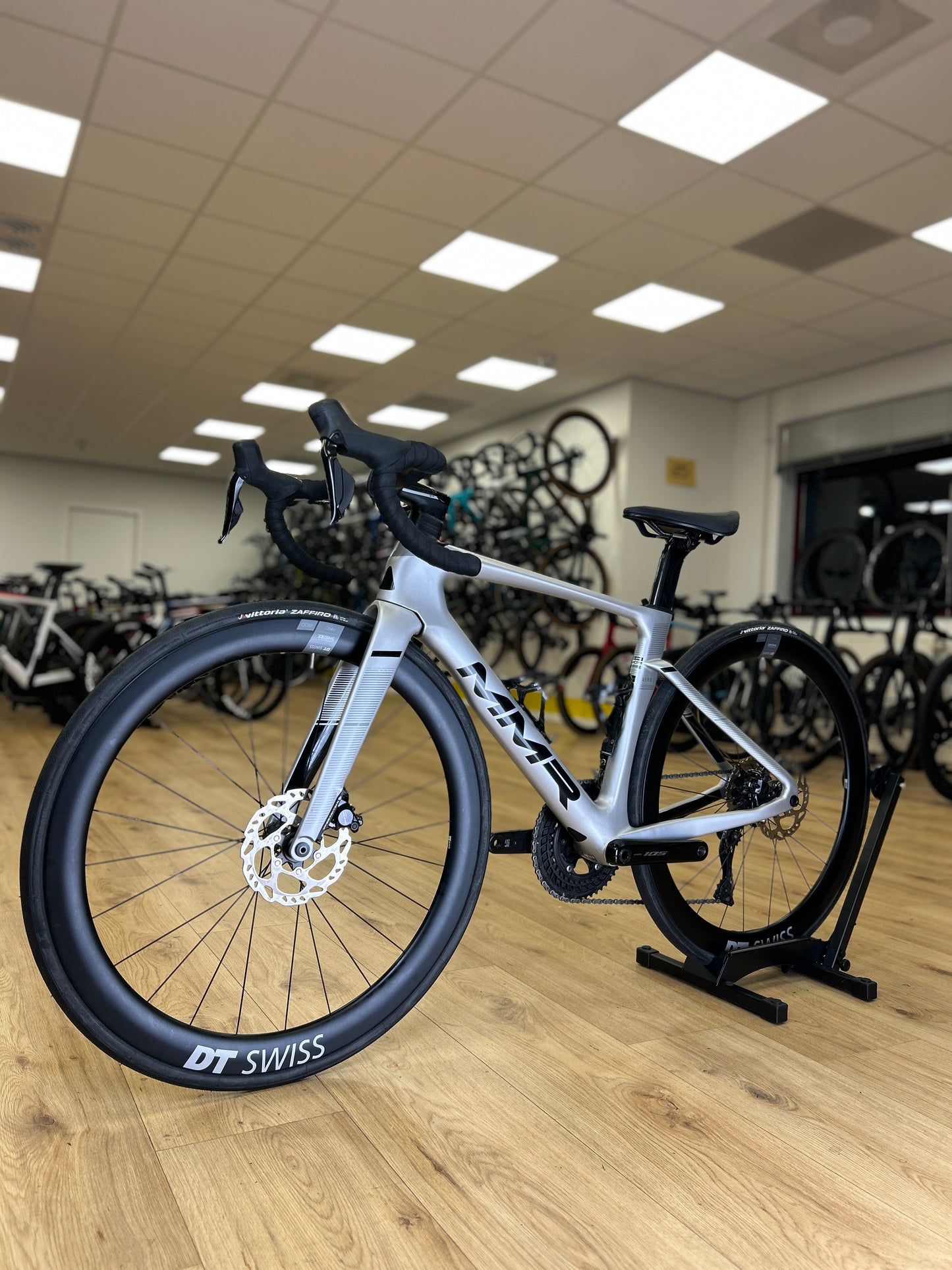 MMR Aero Adrenaline Di2 Carbon Racefiets