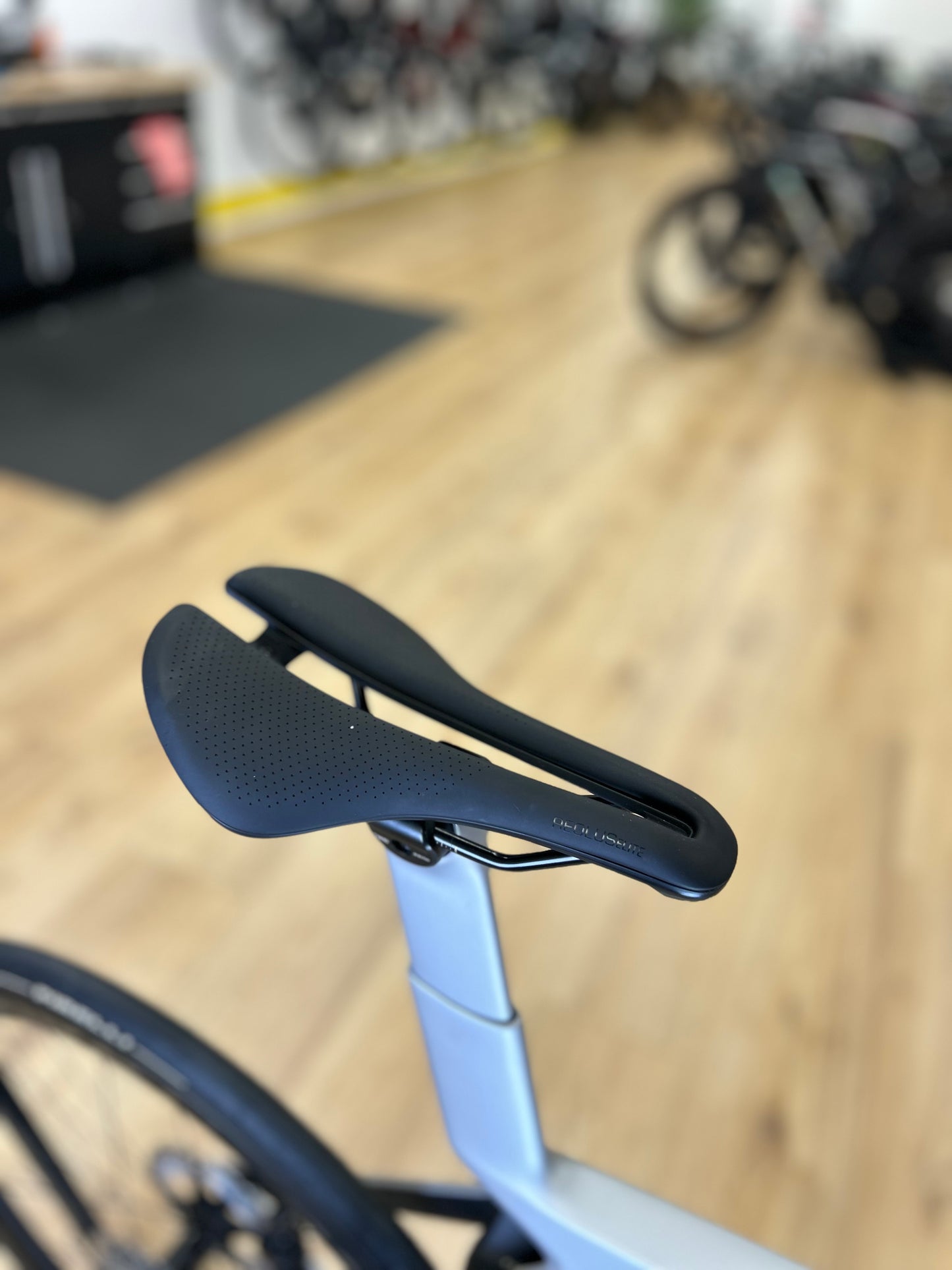 500km Trek Madone SLR 6 Carbon Disc Racefiets