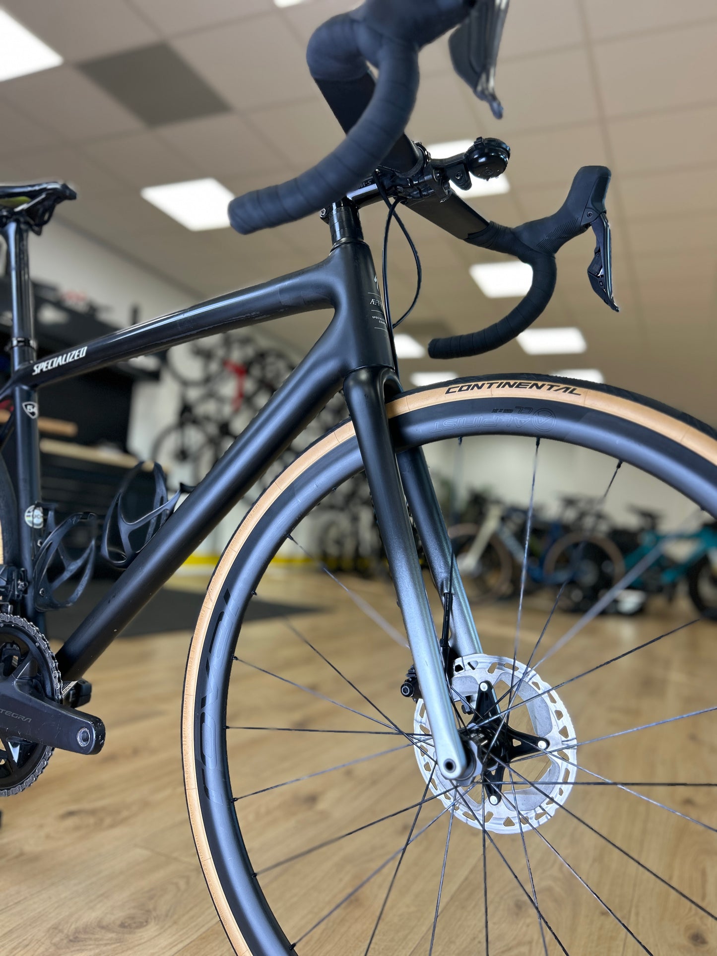 Specialized Aethos Di2 Carbon Racefiets