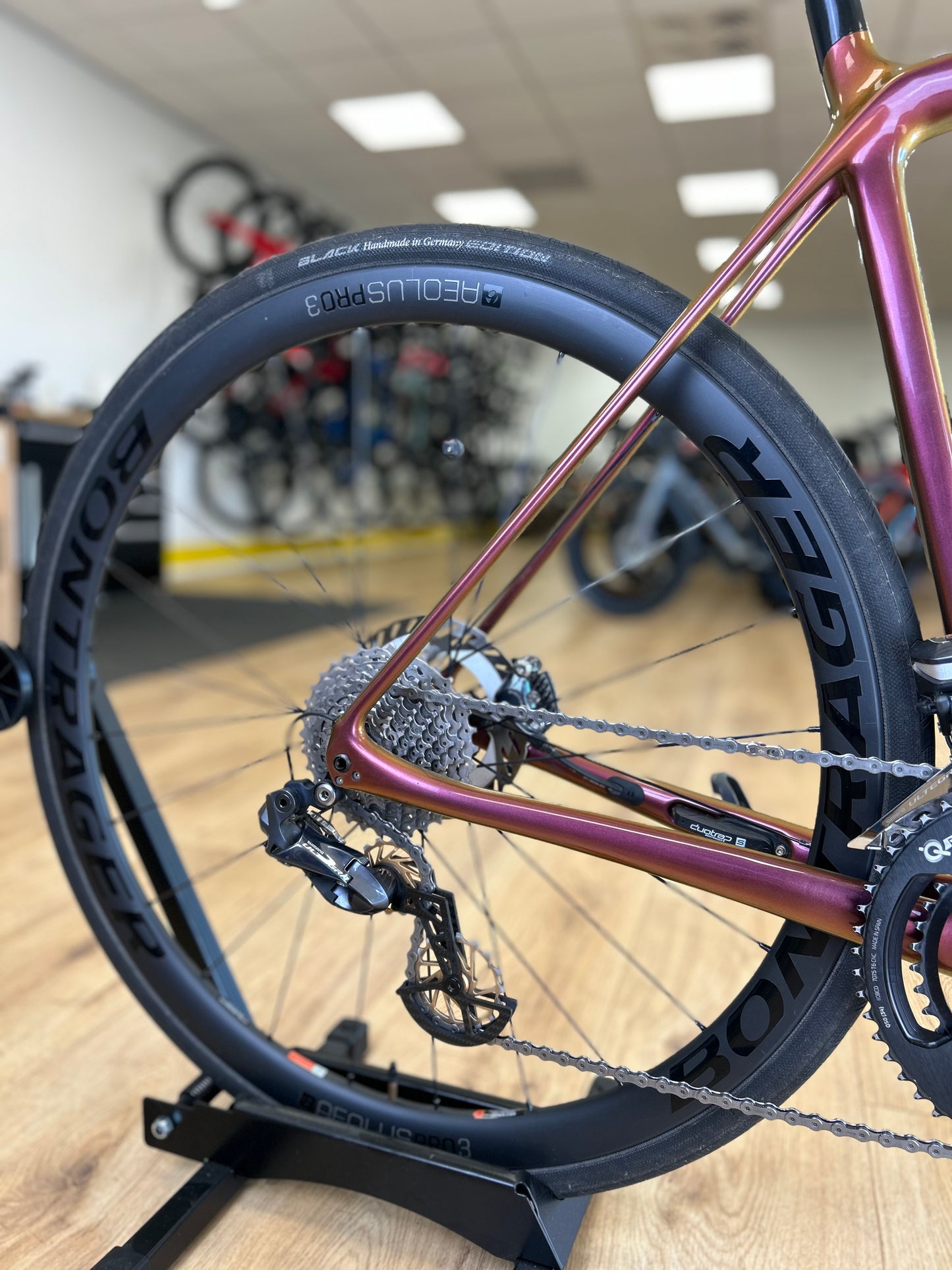Chameleon Trek Emonda Slr7 Di2 Carbon Road Bike