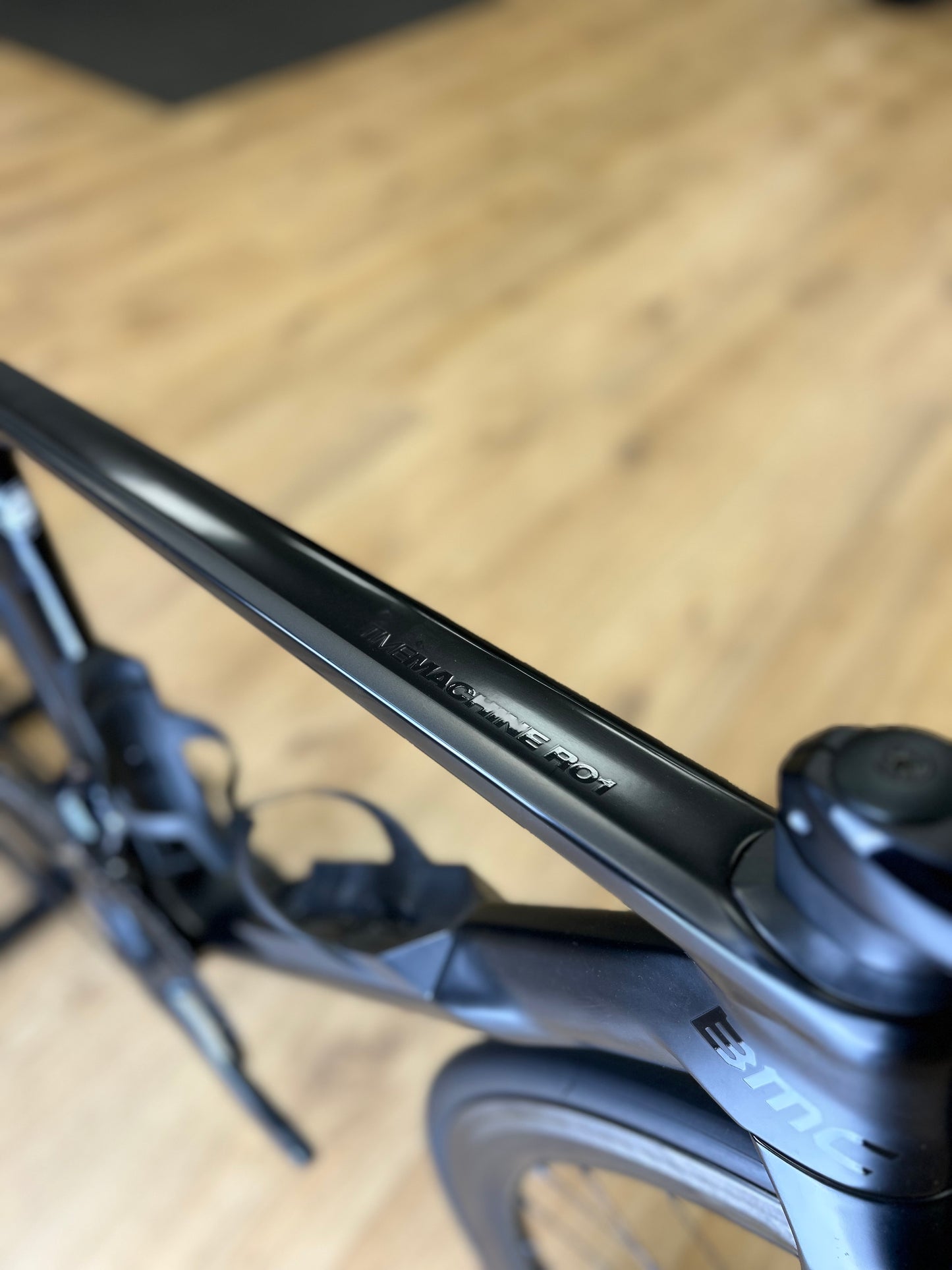 BMC TimeMachine Di2 Carbon Disc Racefiets