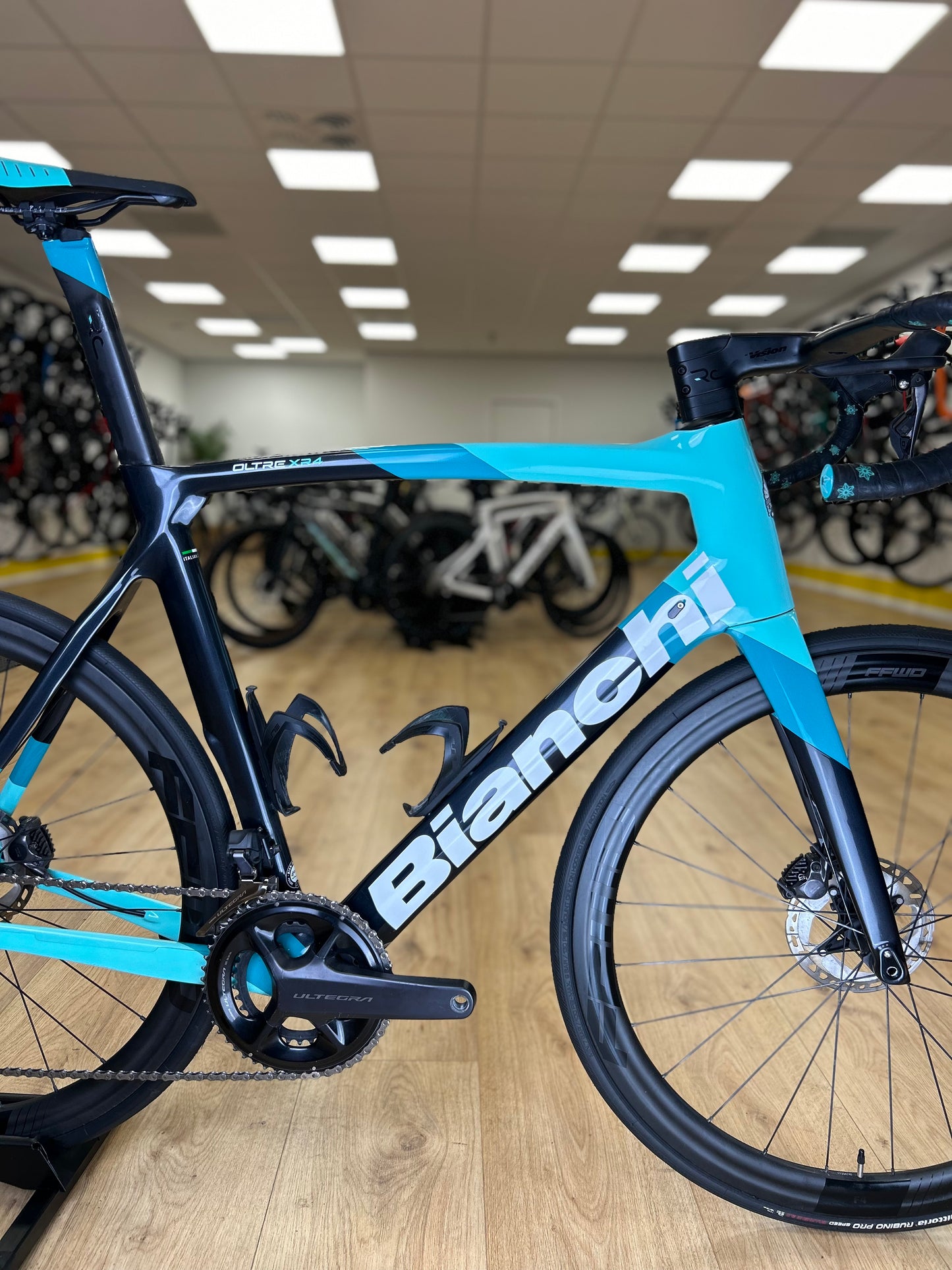 Bianchi Oltre xr4 Di2 Carbon Disc Racefiets