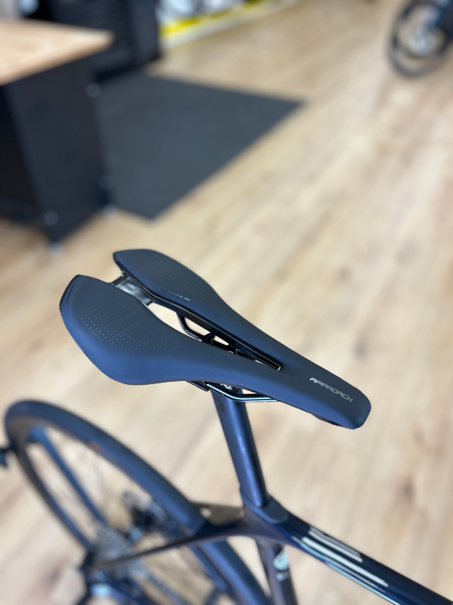 250km Giant TCR Advanced 1+ Di2 Carbon Racefiets