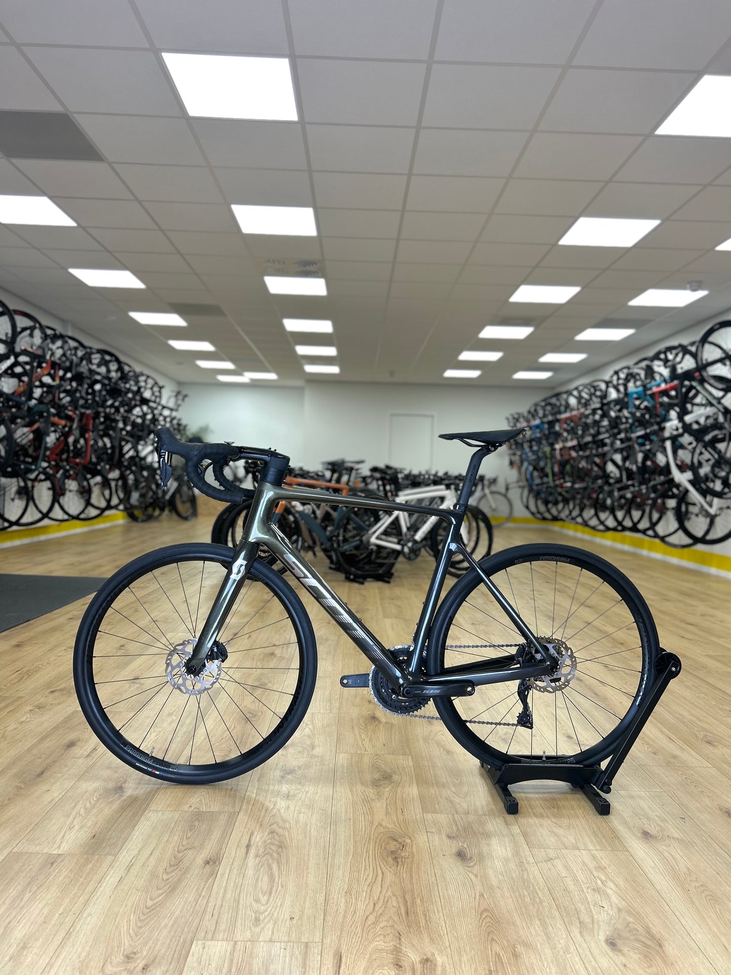 Scott Addict RC Di2 Carbon Road Bike