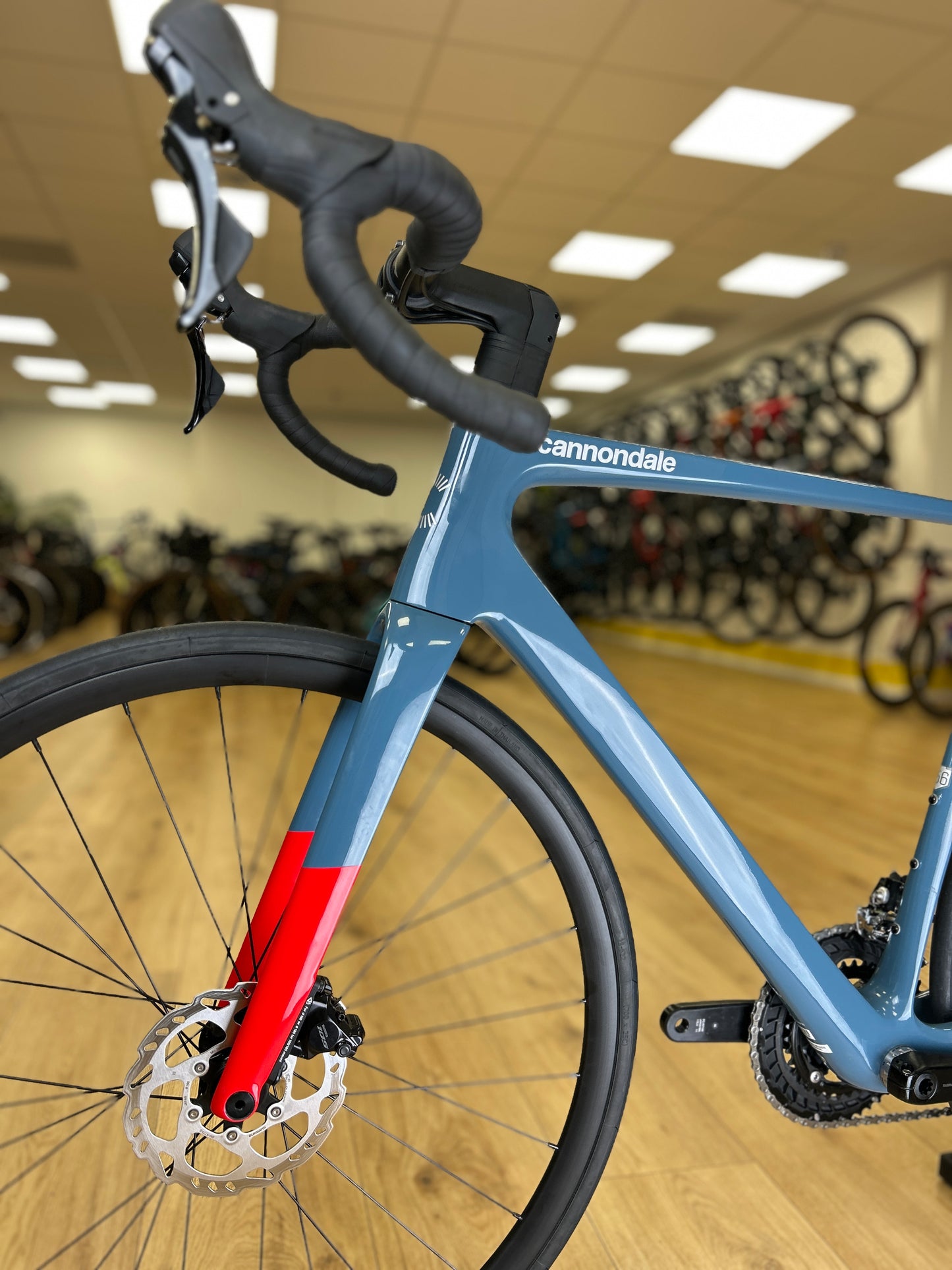 SHOWROOM MODEL Cannondale SuperSix Evo Carbon Racefiets