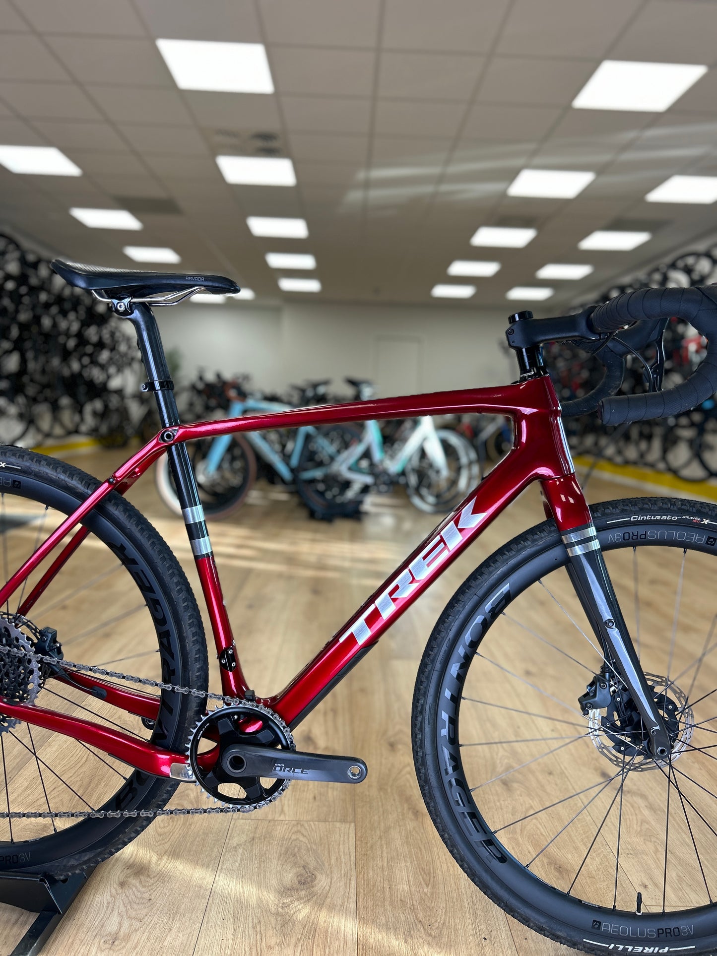 Trek Checkpoint SL7 Carbon Disc Racefiets
