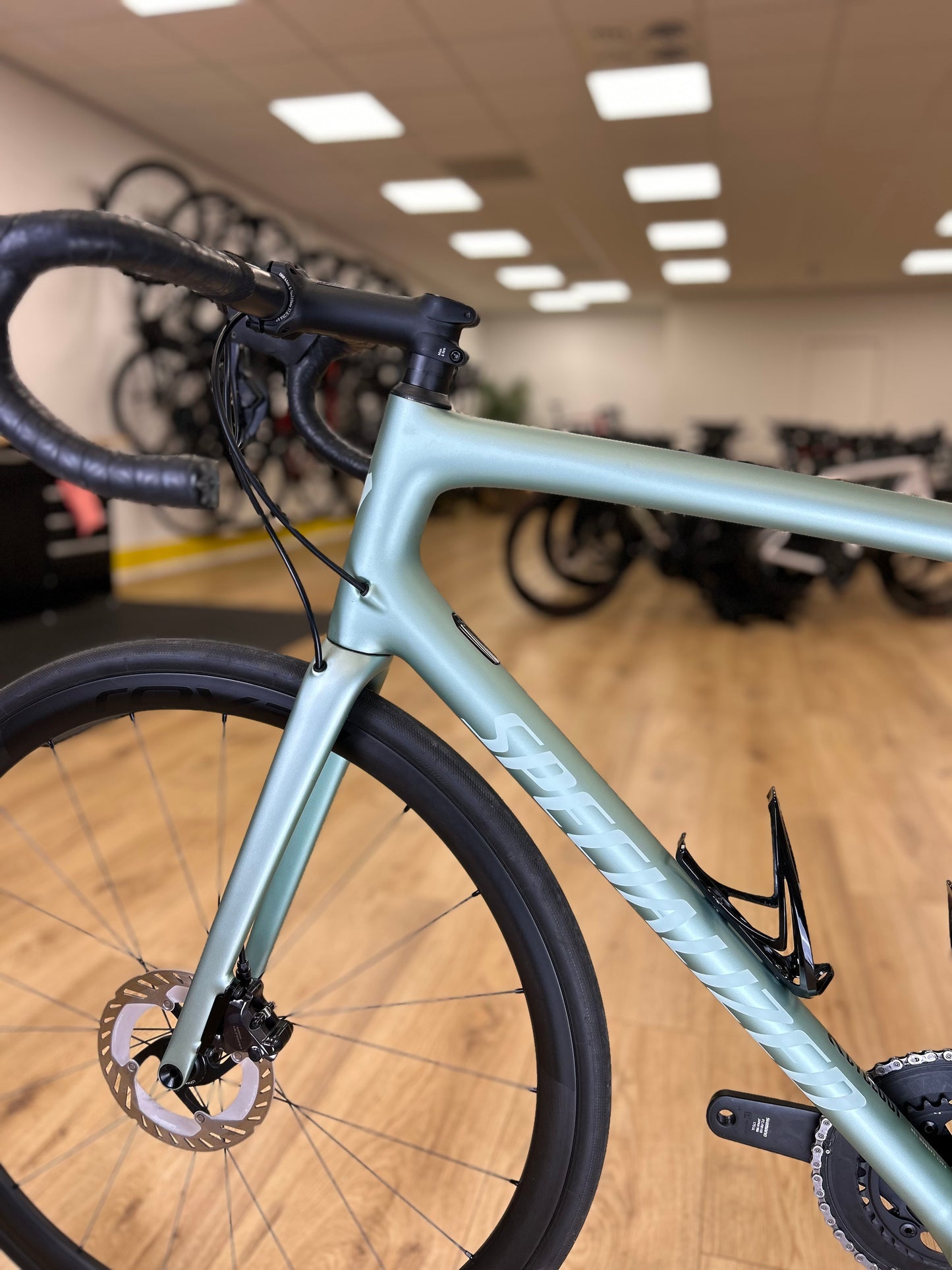 200km Specialized Aethos Pro Di2 Carbon Disc Racefiets