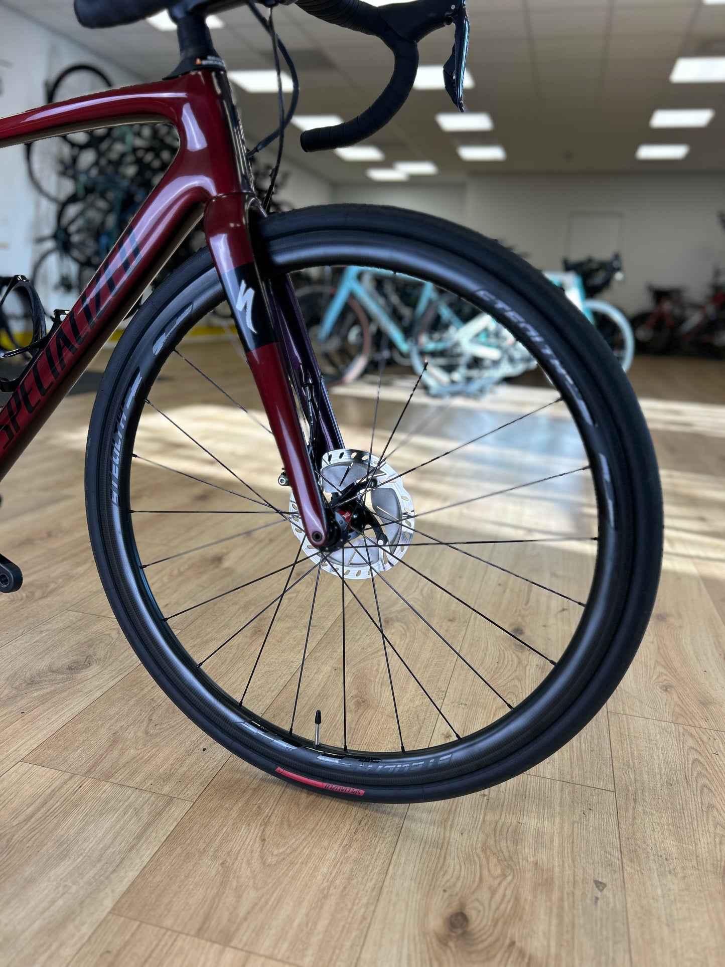 Specialized Roubaix Expert Di2 Carbon Disc Racefiets