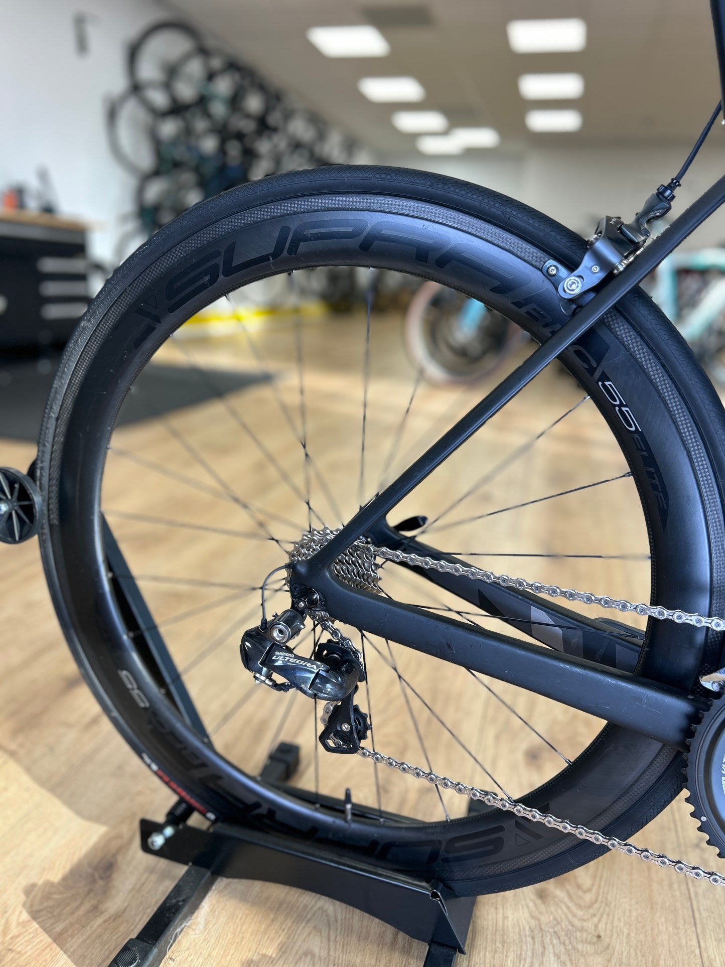 Sensa Giulia Aero Di2 Carbon Racefiets