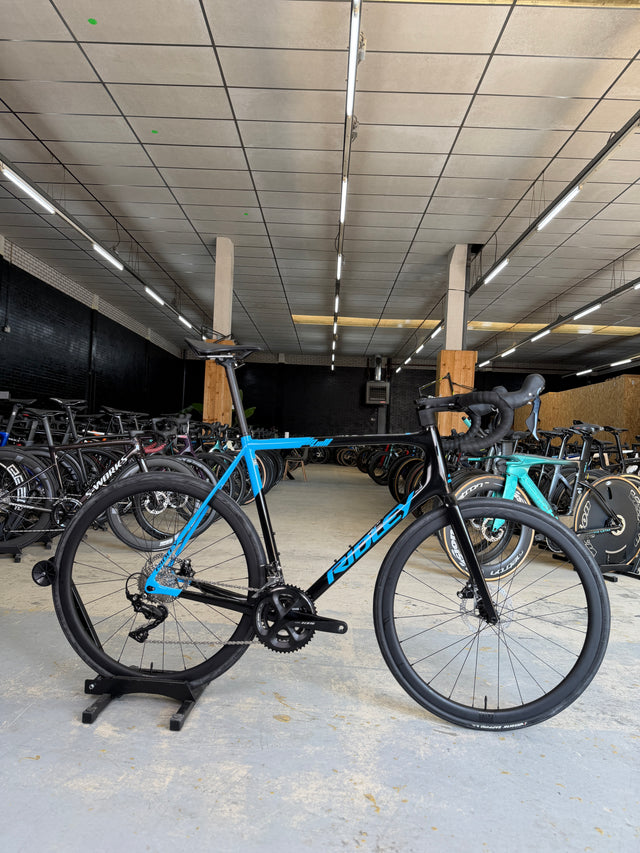 NIEUW Ridley Helium Carbon Racefiets
