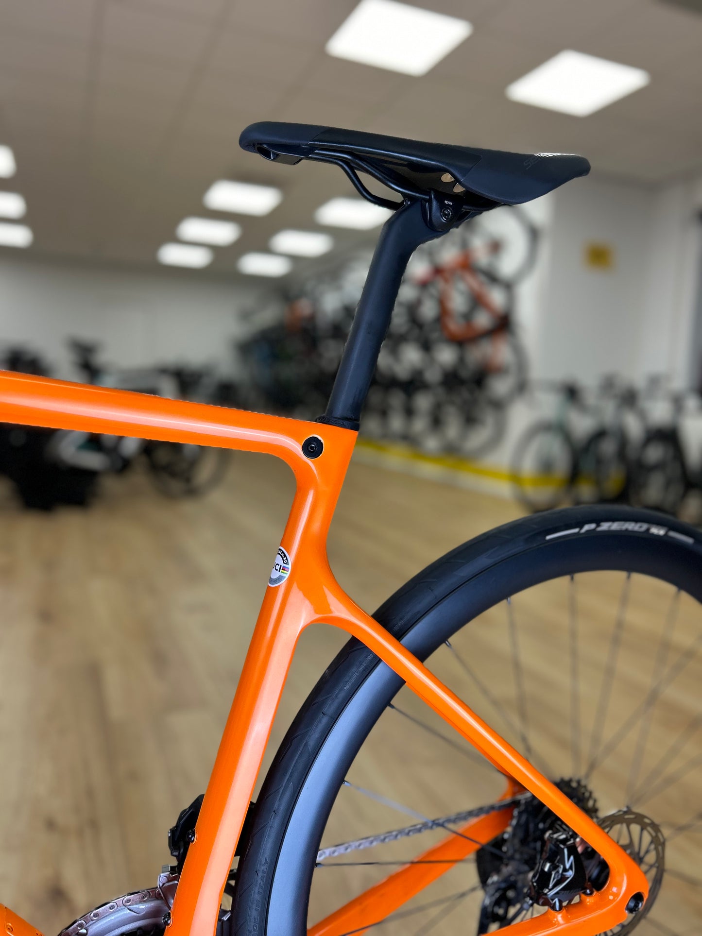 Orbea Orca M31eTeam AXS Carbon Disc Racefiets