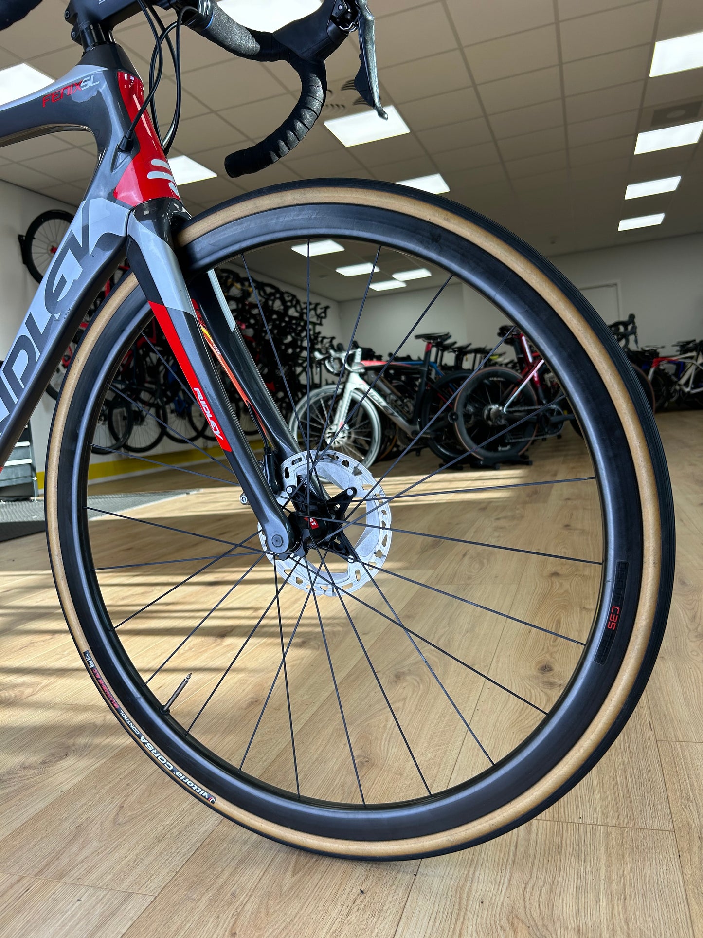 Ridley Fenix Carbon Ultegra Disc Racefiets