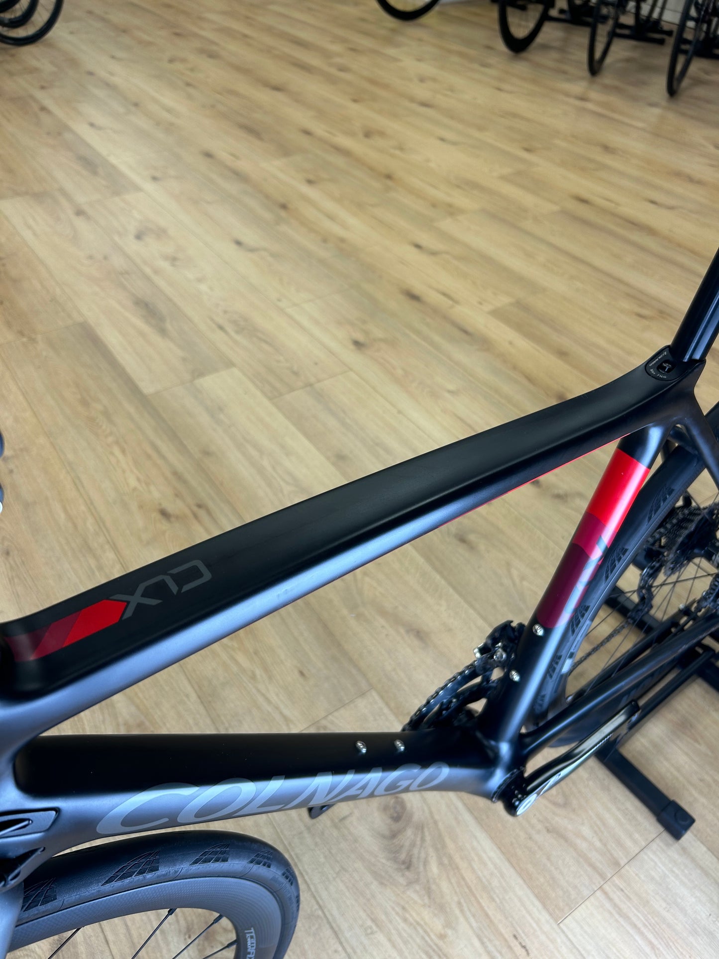 Colnago CLX Full Carbon Disc Racefiets