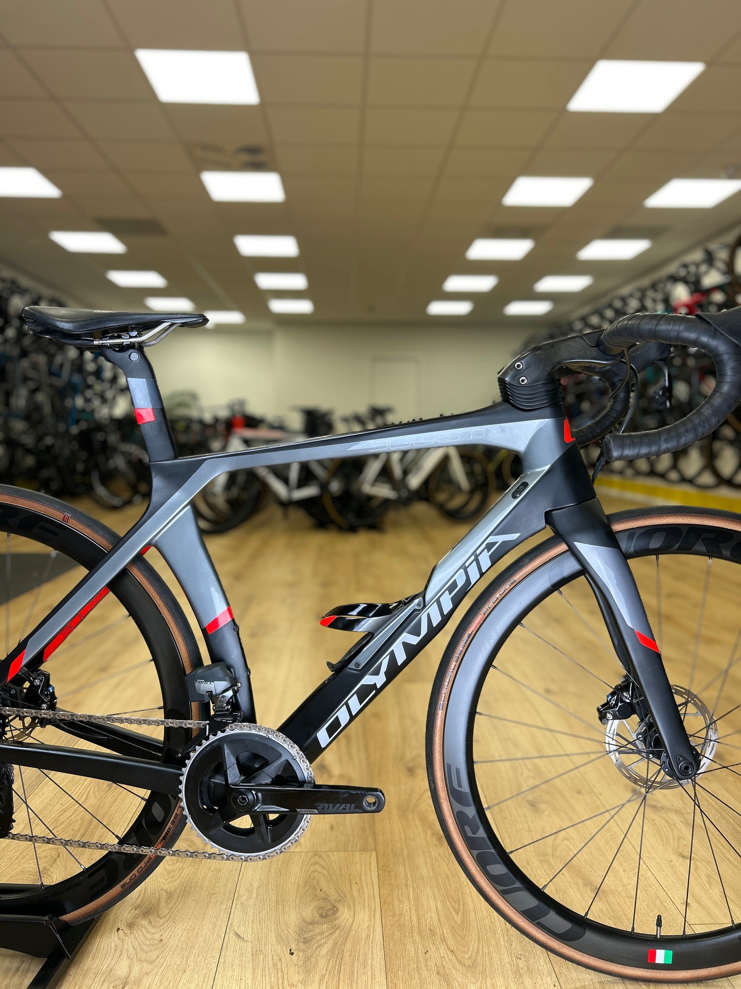 Olympia Boost AXS Carbon Racefiets