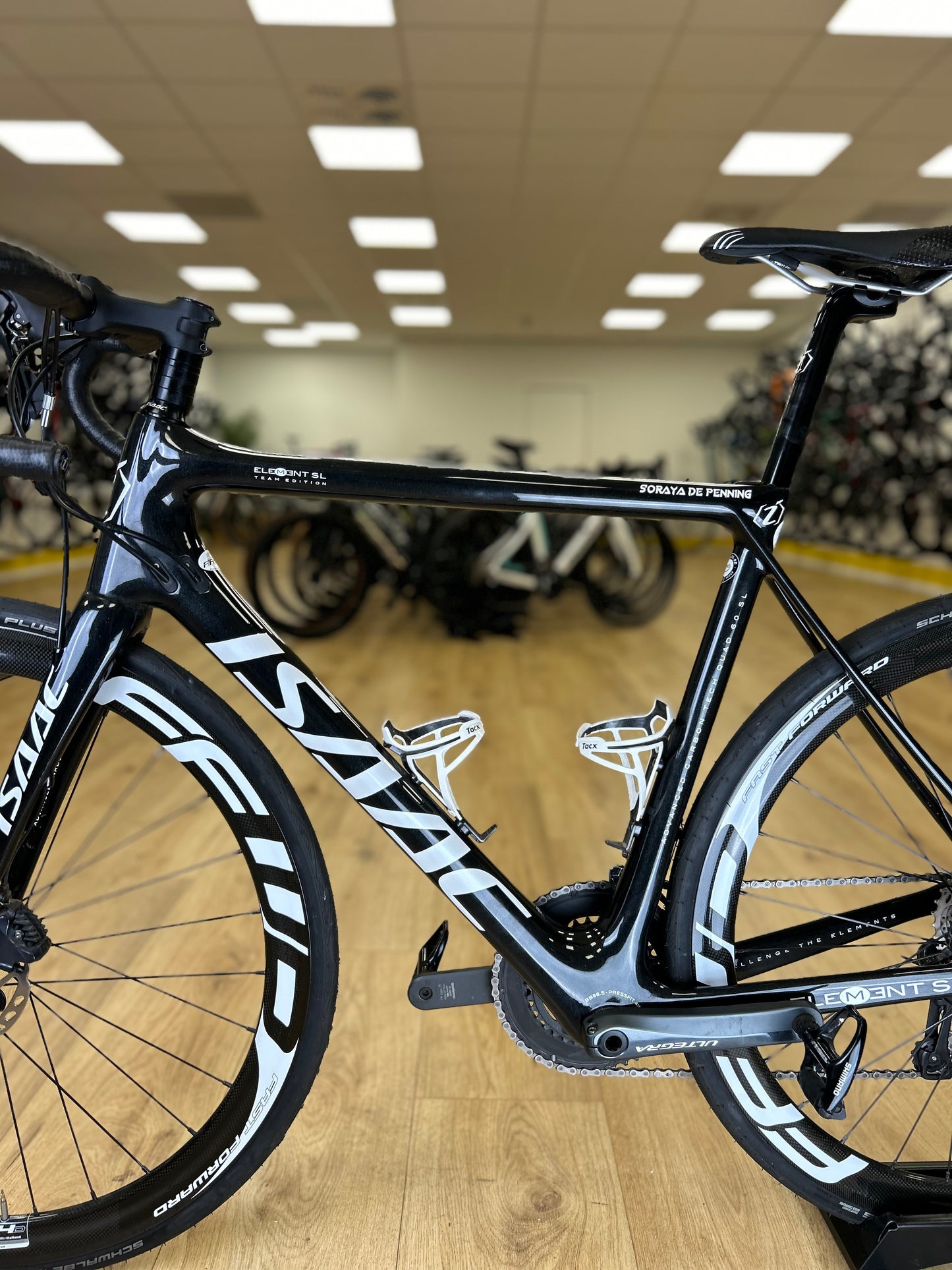 Isaac Element FFWD Ultegra Carbon Disc Racefiets