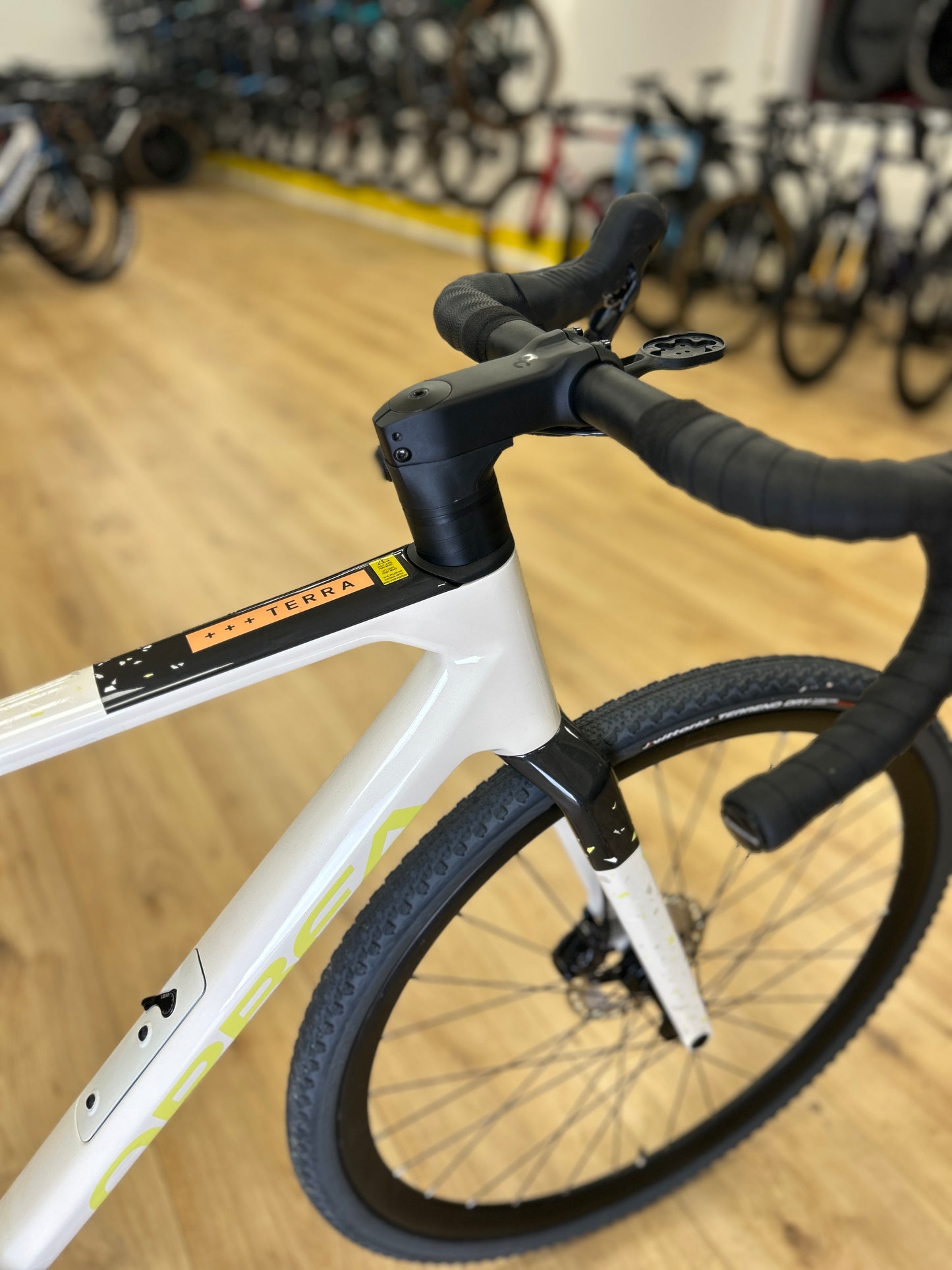 0km Showroom Model Orbea Terra Gravel Fiets
