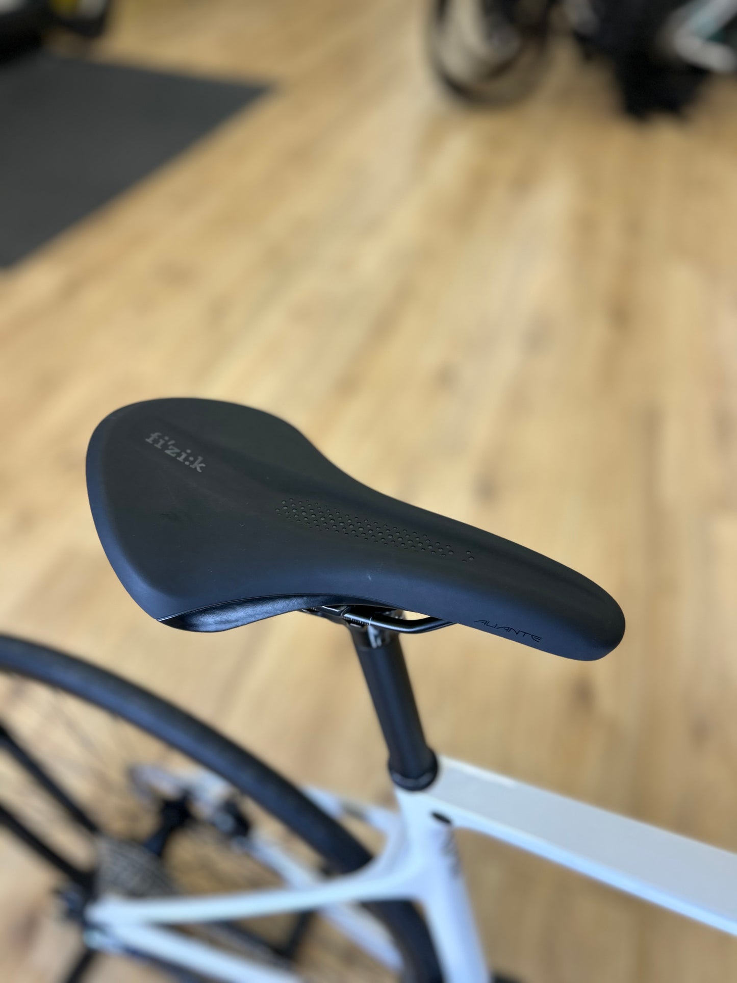 SHOWROOM MODEL Orbea Orca M20 Carbon Disc Racefiets
