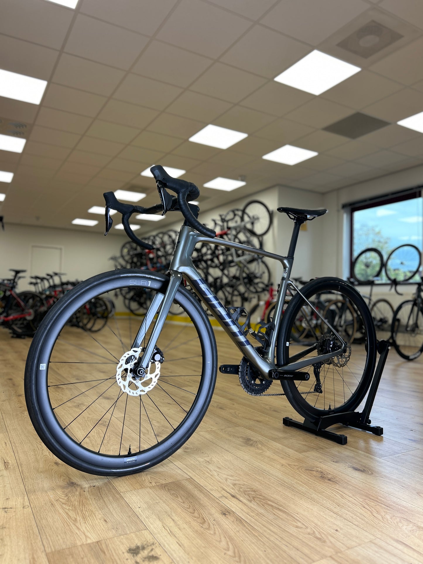 Giant Defy Advanced Di2 Carbon Racefiets