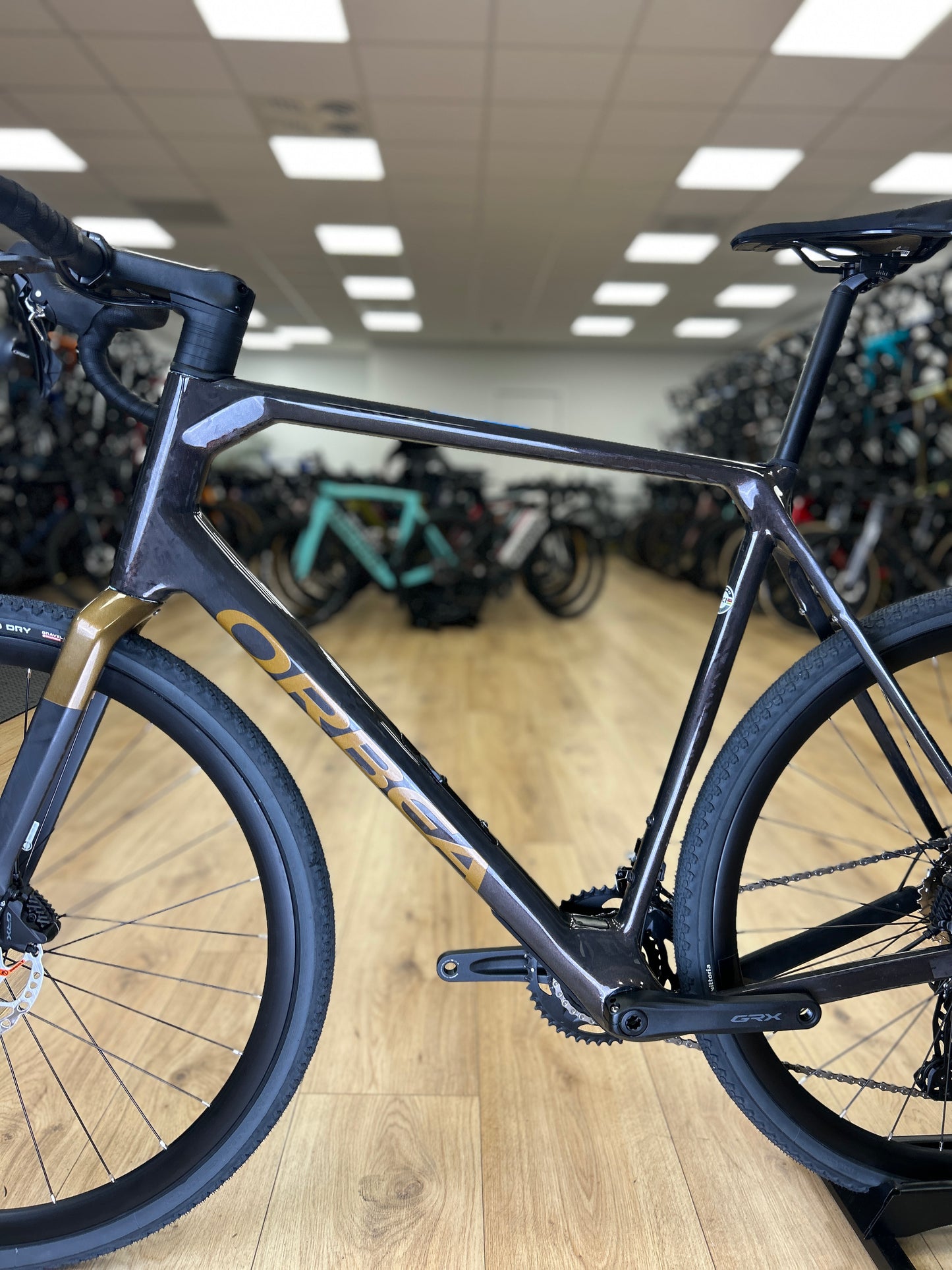 0km Showroom Model Orbea Terra M30 Carbon Gravel Fiets