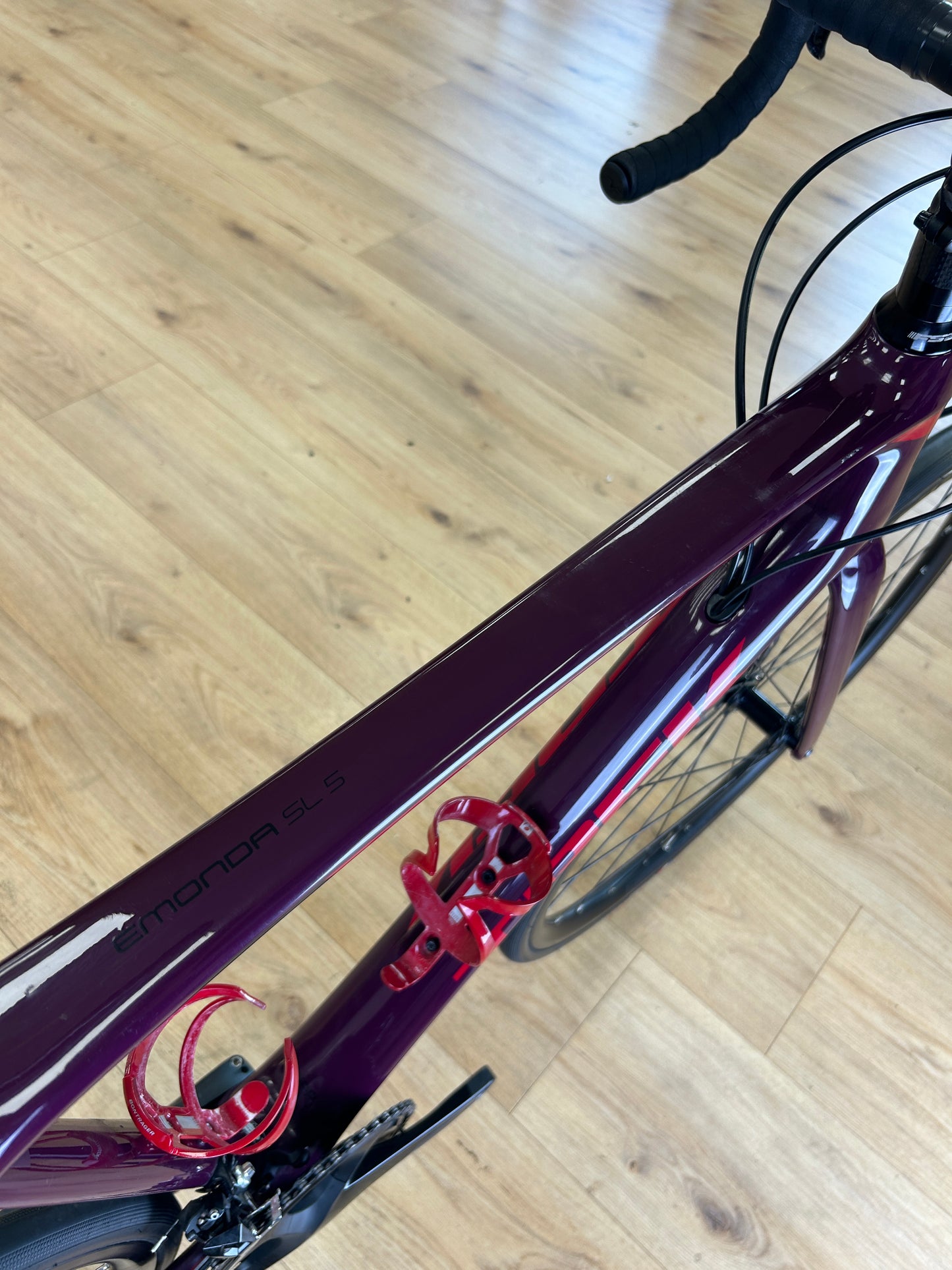 Trek Emonda SL5 Disc Carbon Racefiets