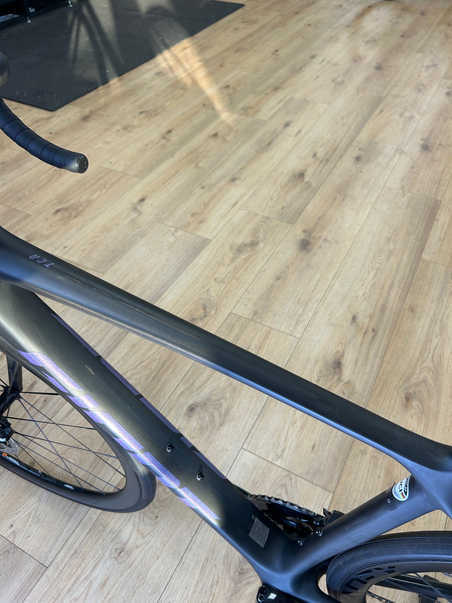 SHOWROOM MODEL Giant TCR Advanced SL Disc 0 Di2 Carbon Racefiets