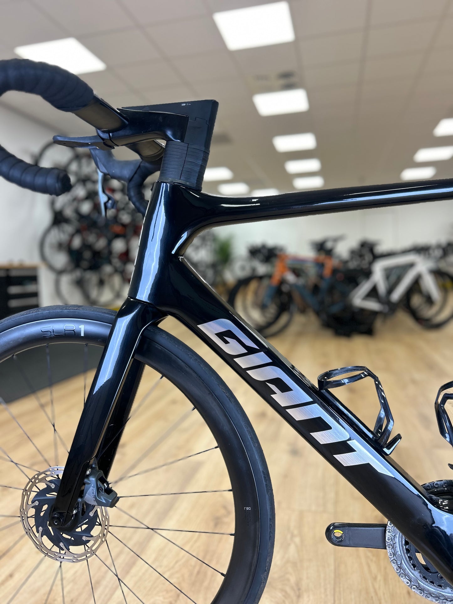Giant Propel Advanced SL AXS Carbon Road Bike