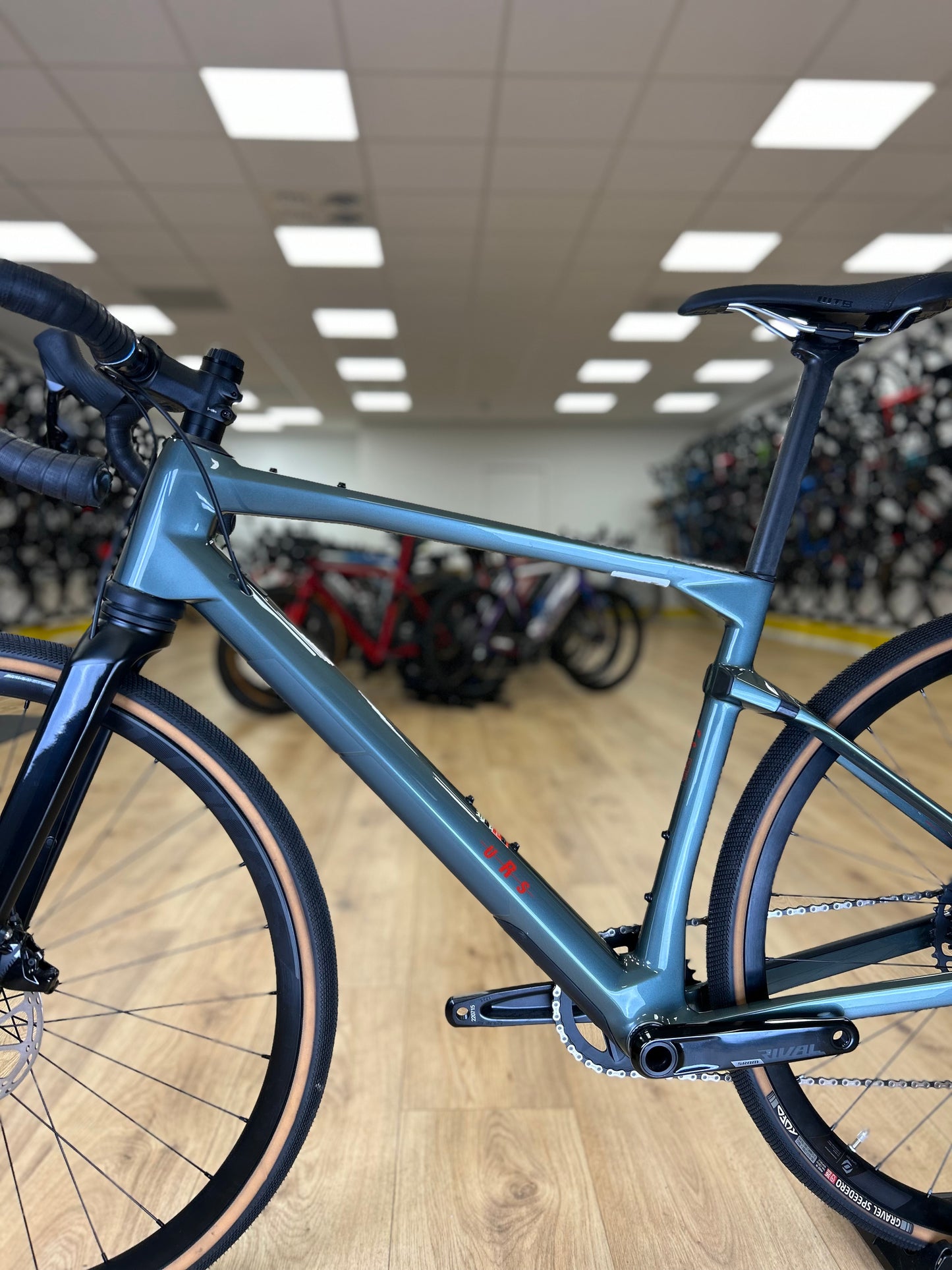 NIEUW - BMC URS RL Disc Carbon Gravel
