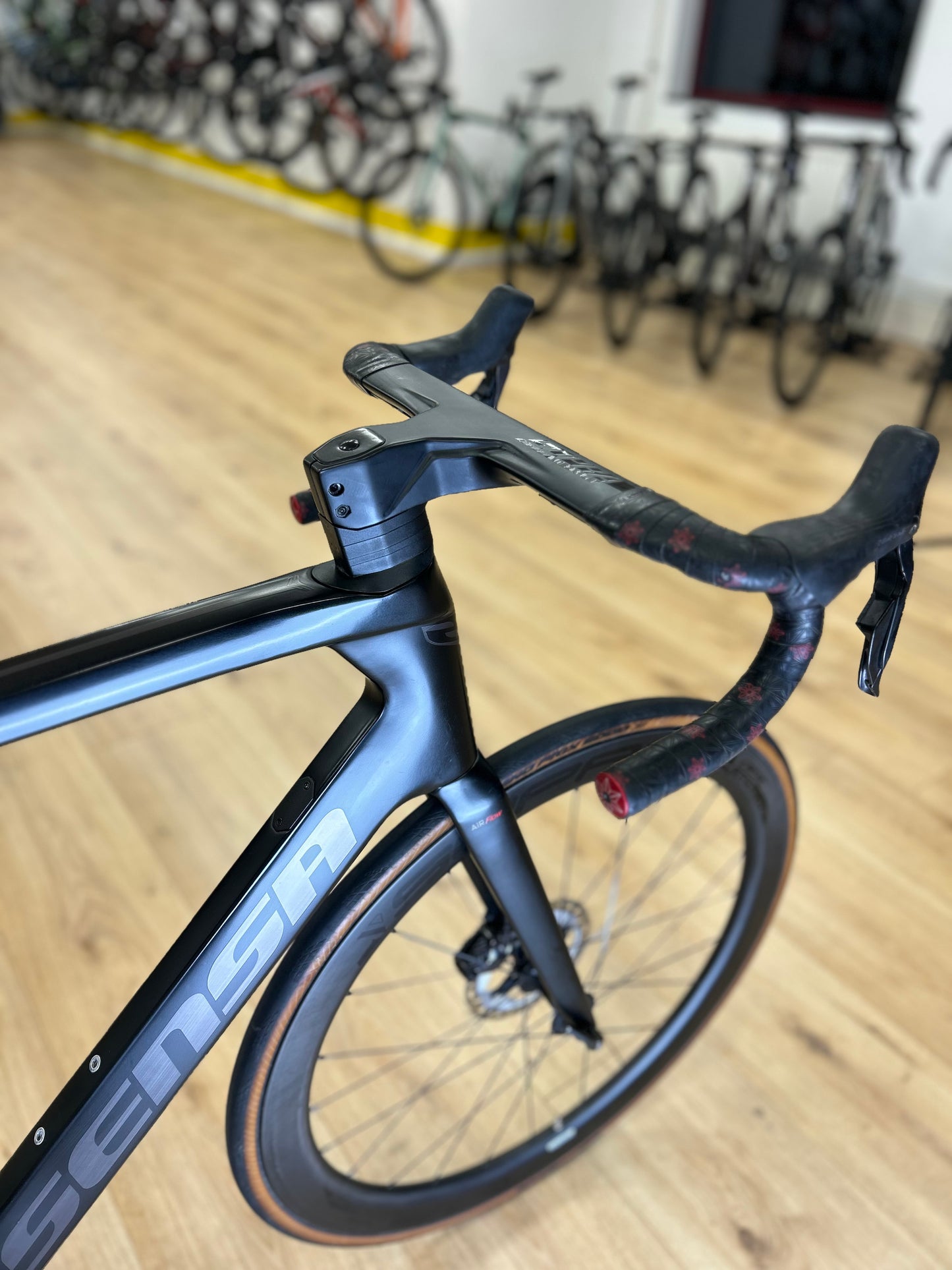 Sensa Giulia Evo Di2 Carbon Disc Racefiets