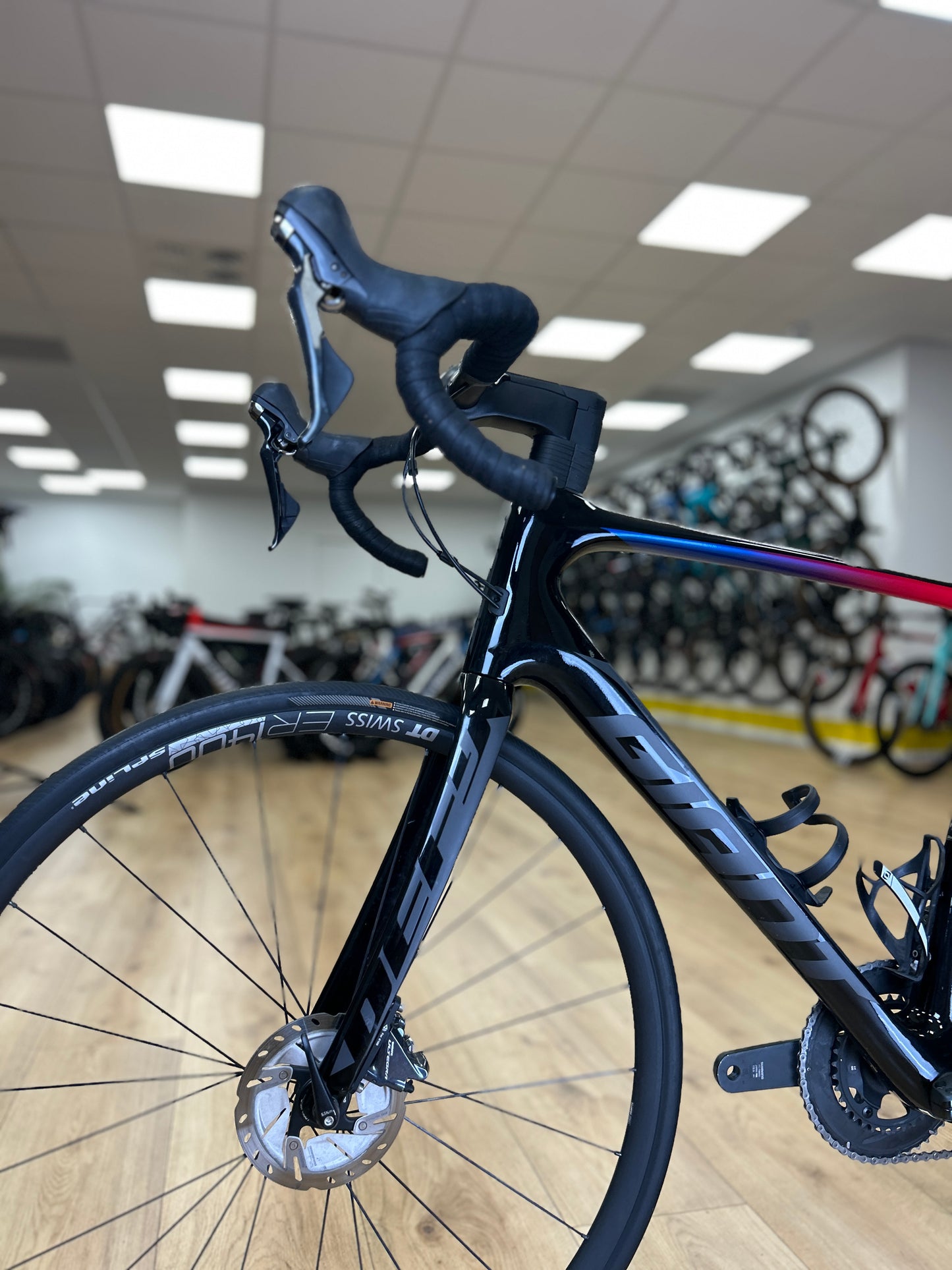 Giant Defy Advanced Carbon Racefiets