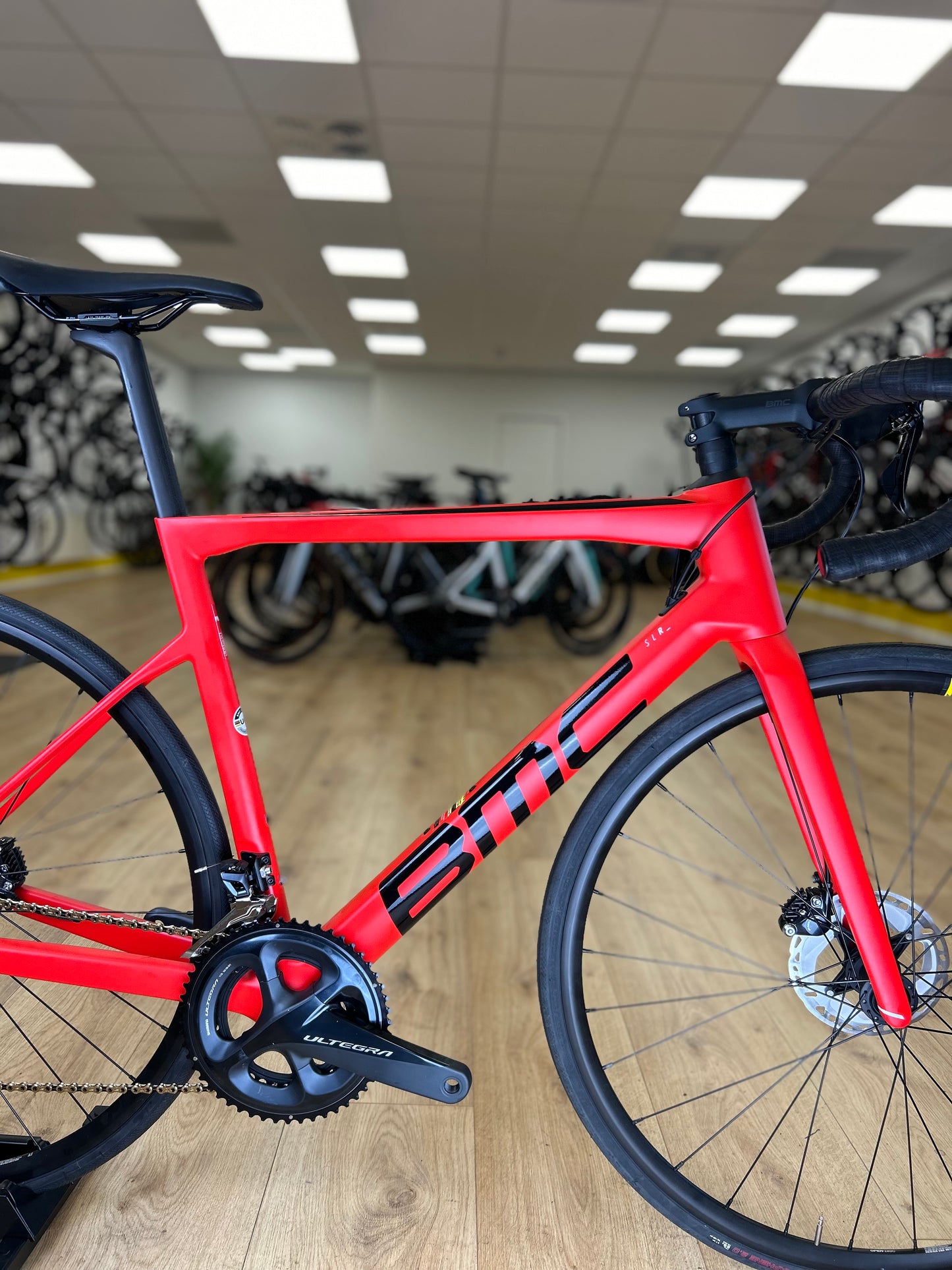 NEW BMC TeamMachine Carbon Disc Racefiets