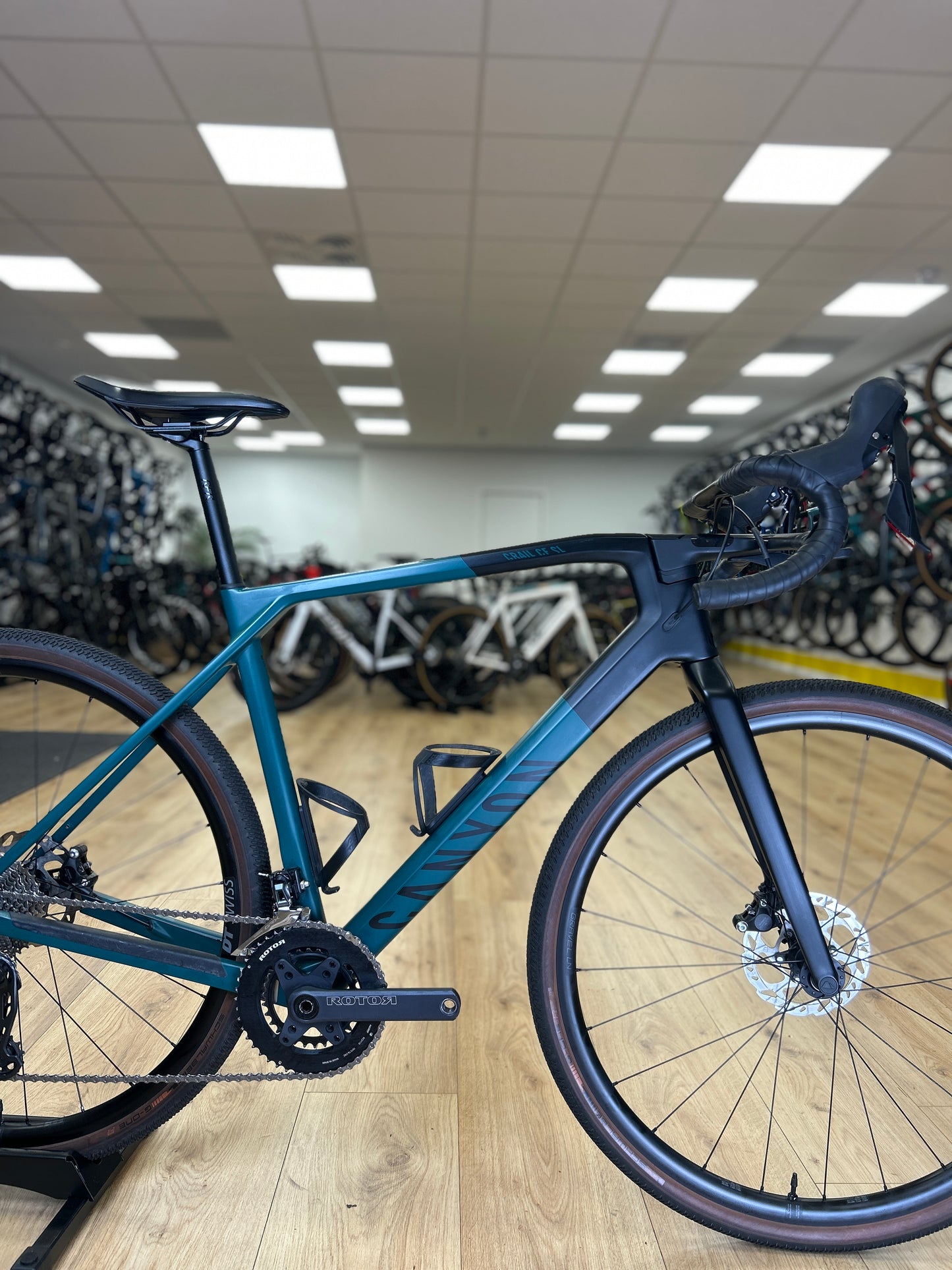 Canyon Grail CF SL 7 Gravel Fiets
