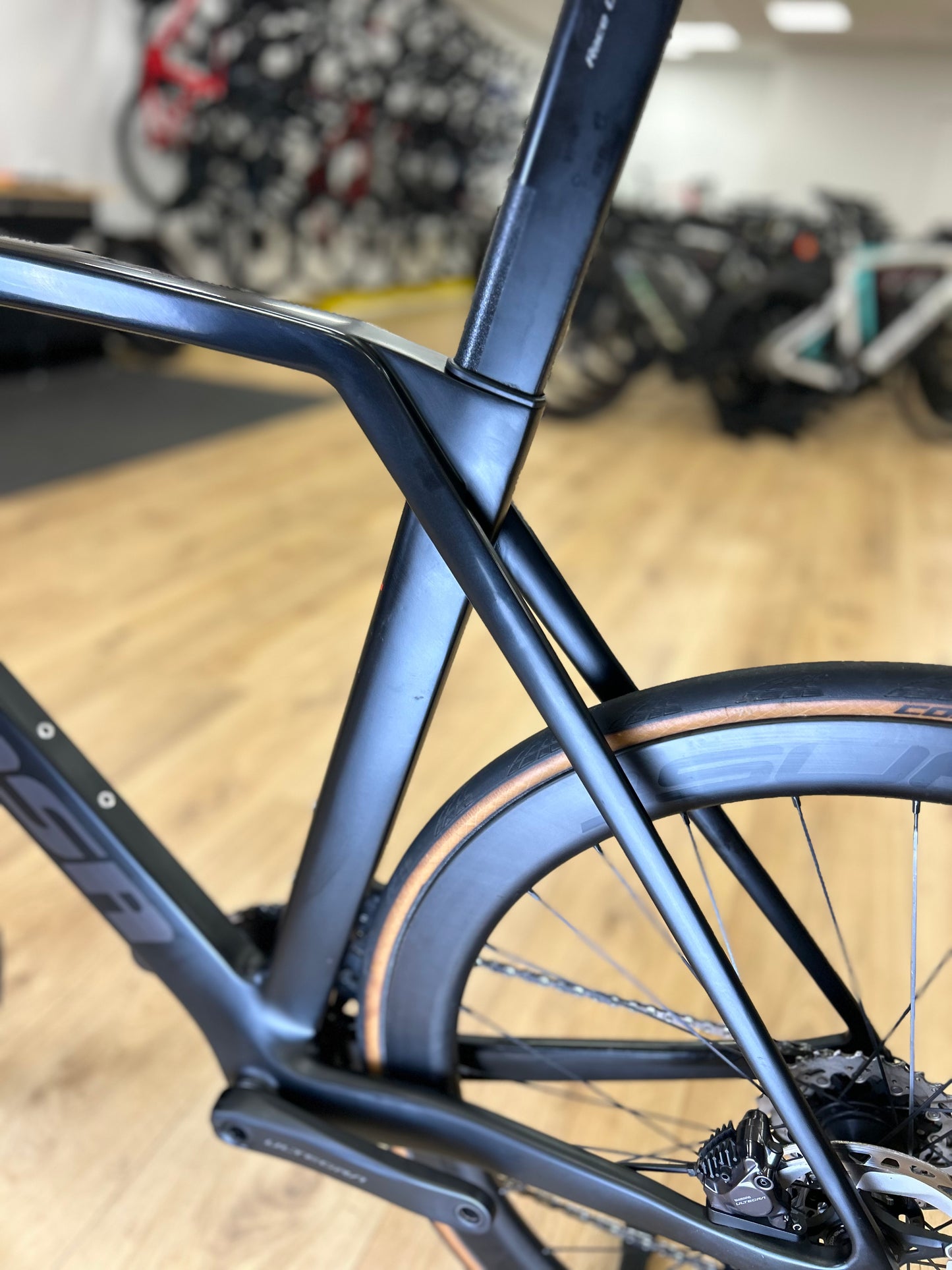 Sensa Giulia Evo Di2 Carbon Disc Racefiets