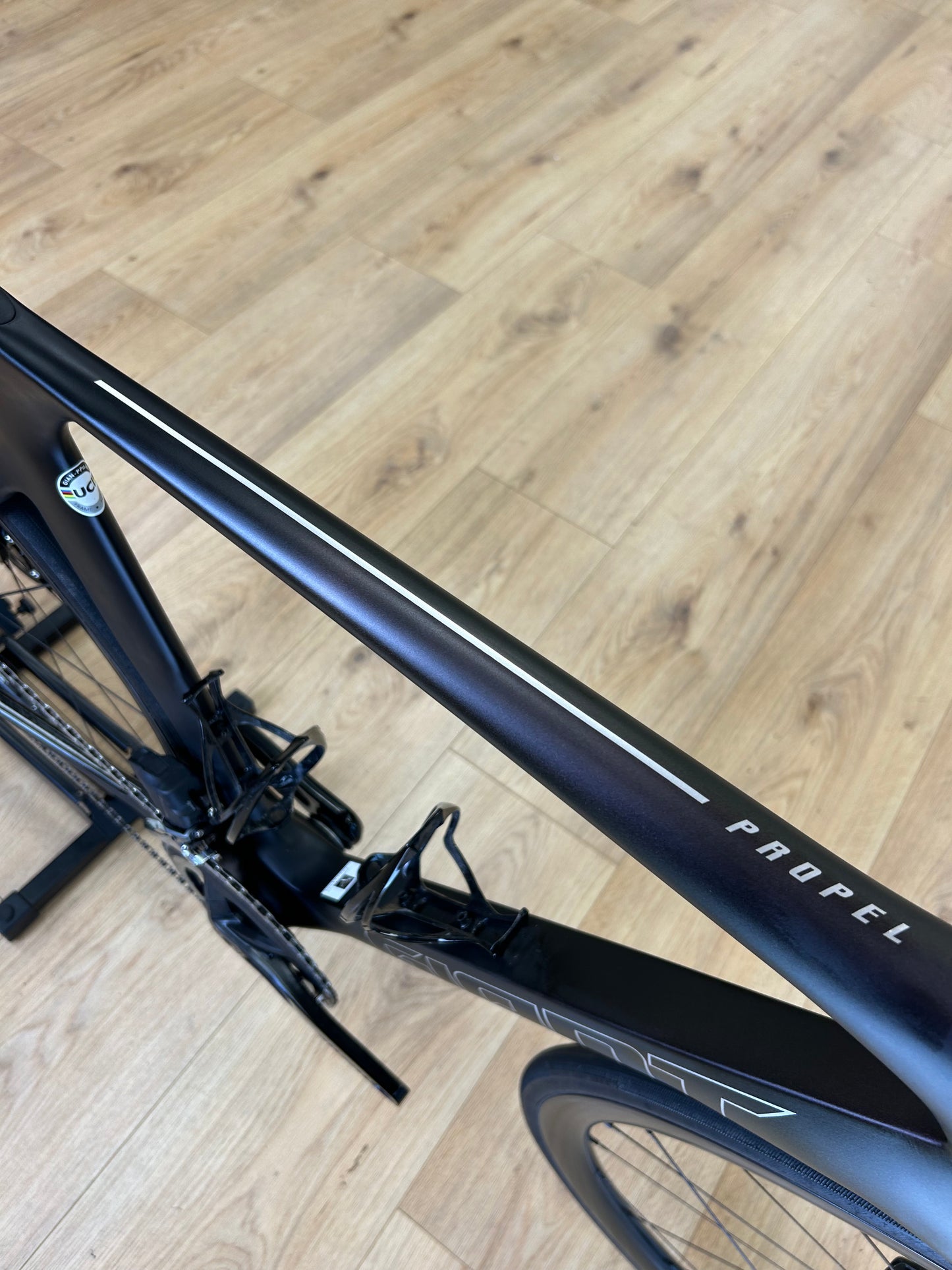 Giant Propel AXS Carbon Disc Racefiets