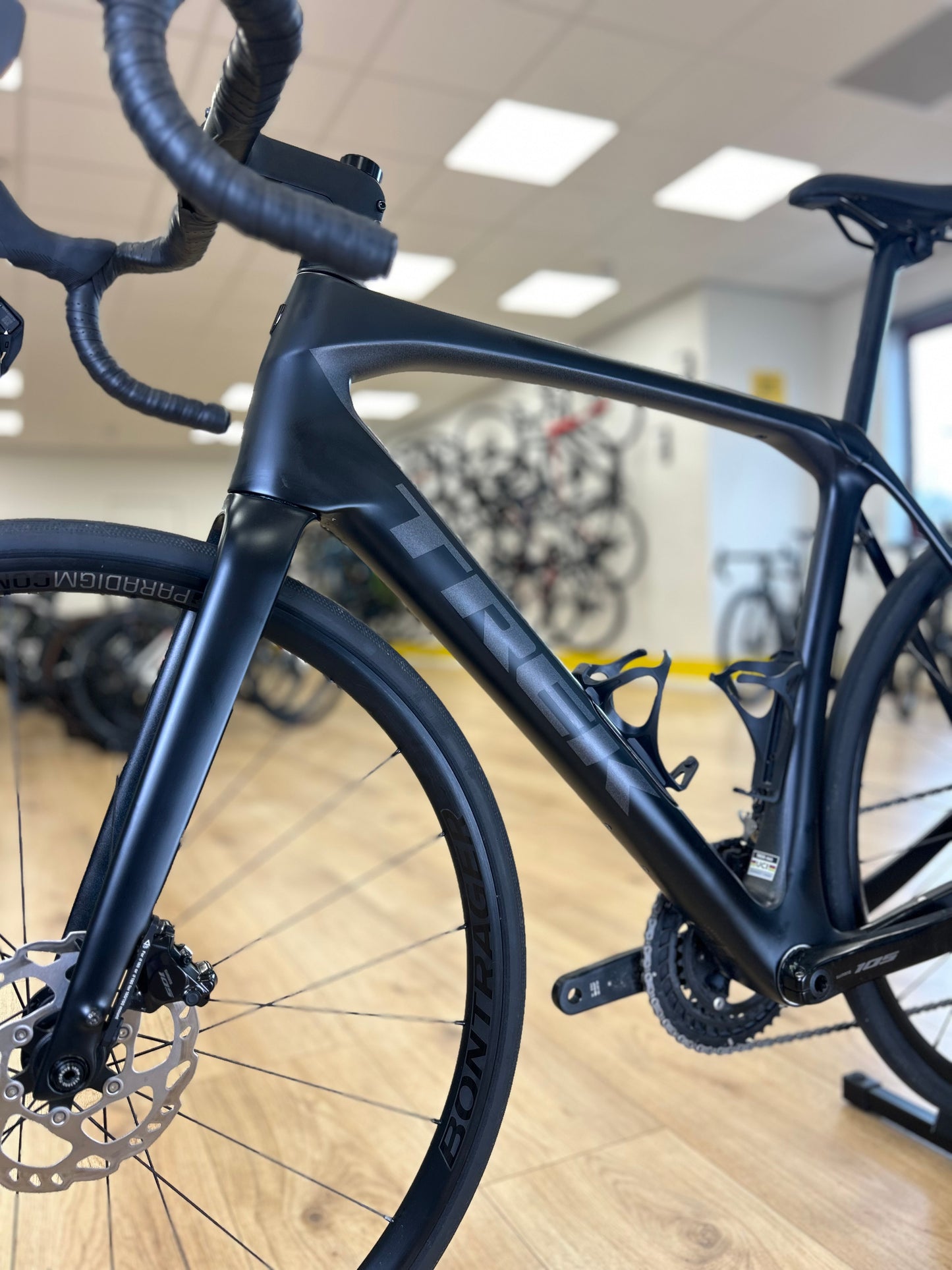 500kmTrek Domane Sl6 Di2Carbon Disc Racefiets