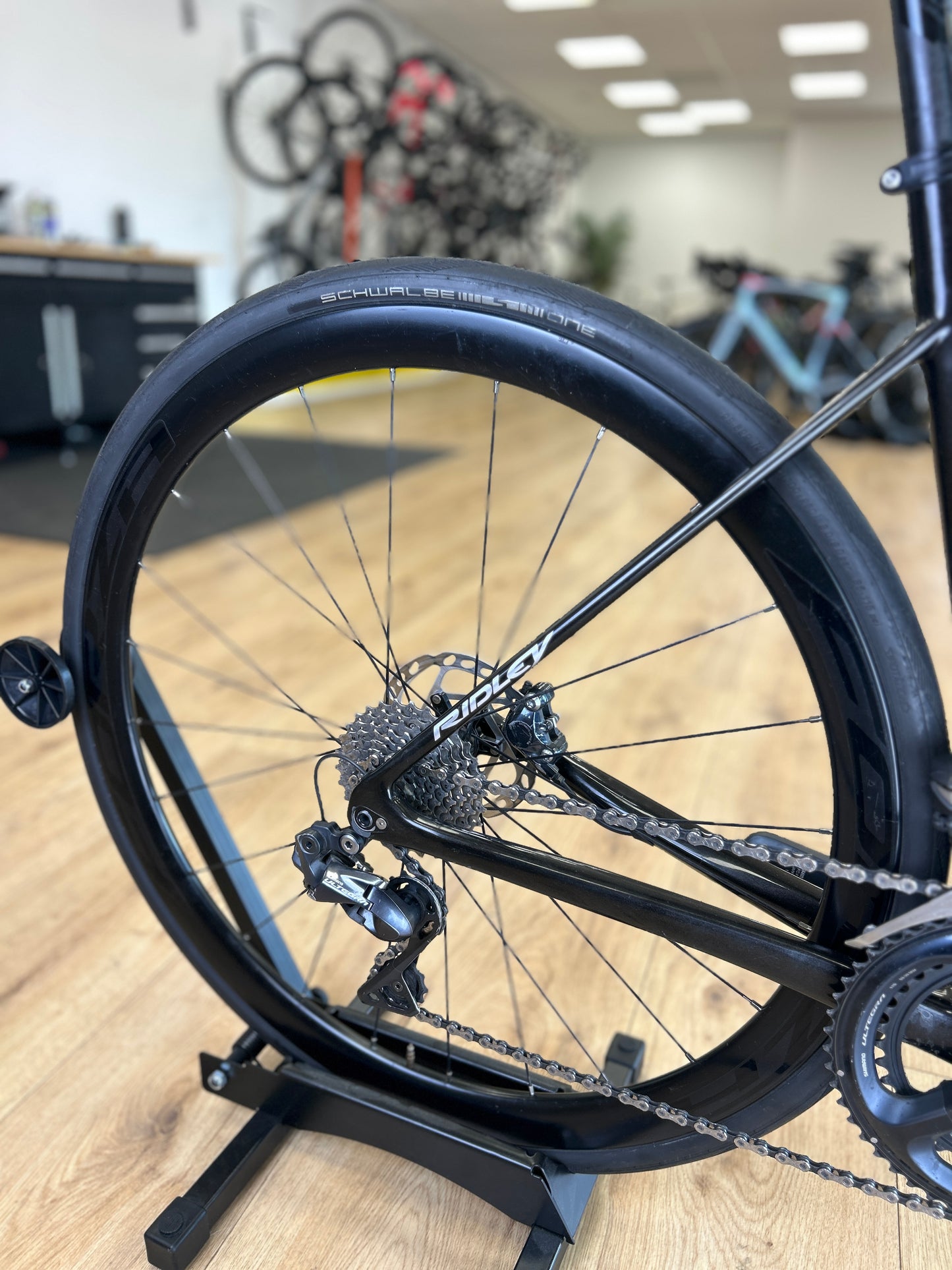 Ridley Helium Ultegra Di2 Carbon Racefiets