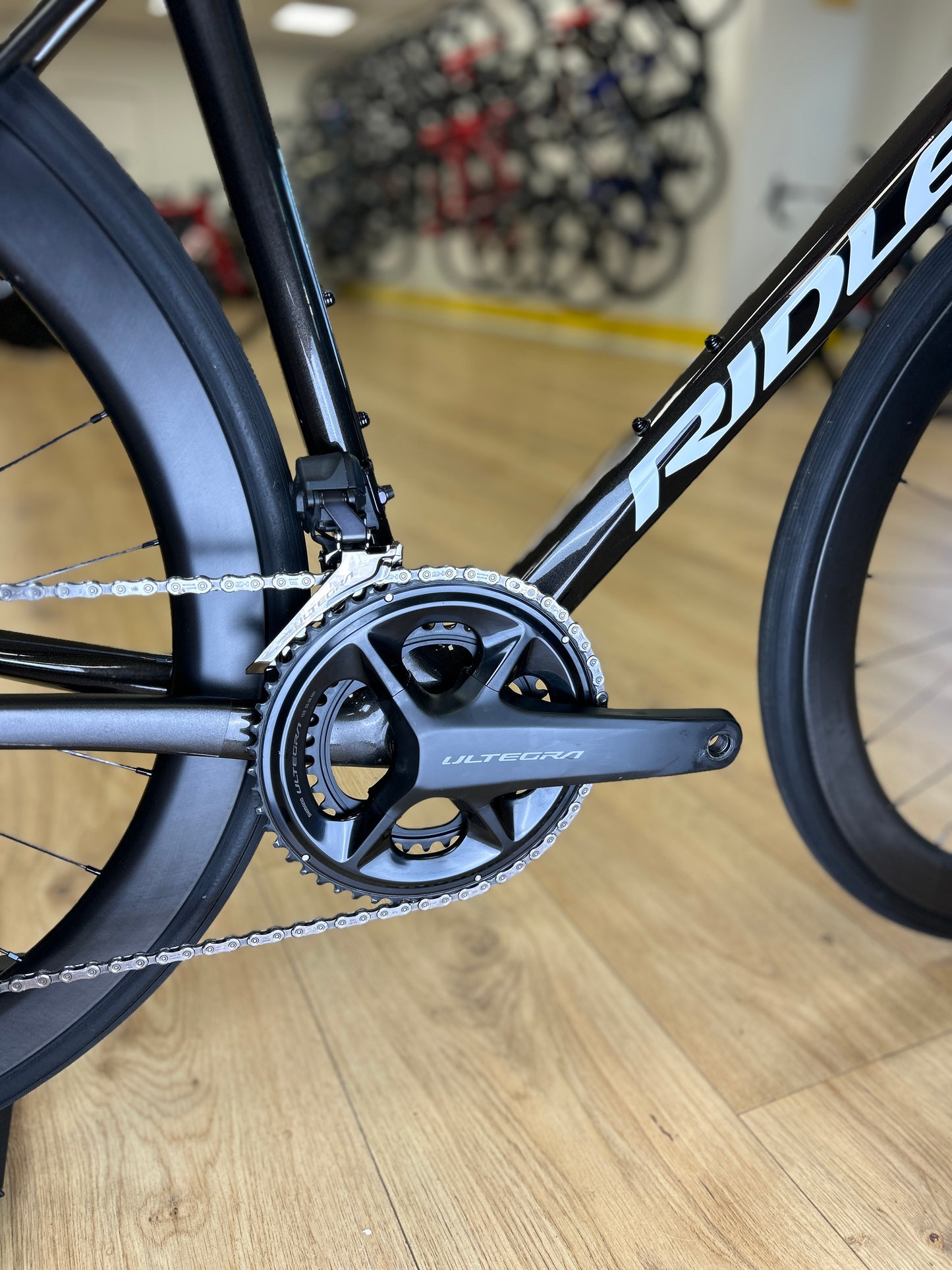 500km Ridley Fenix SLiC Di2 Carbon Racefiets