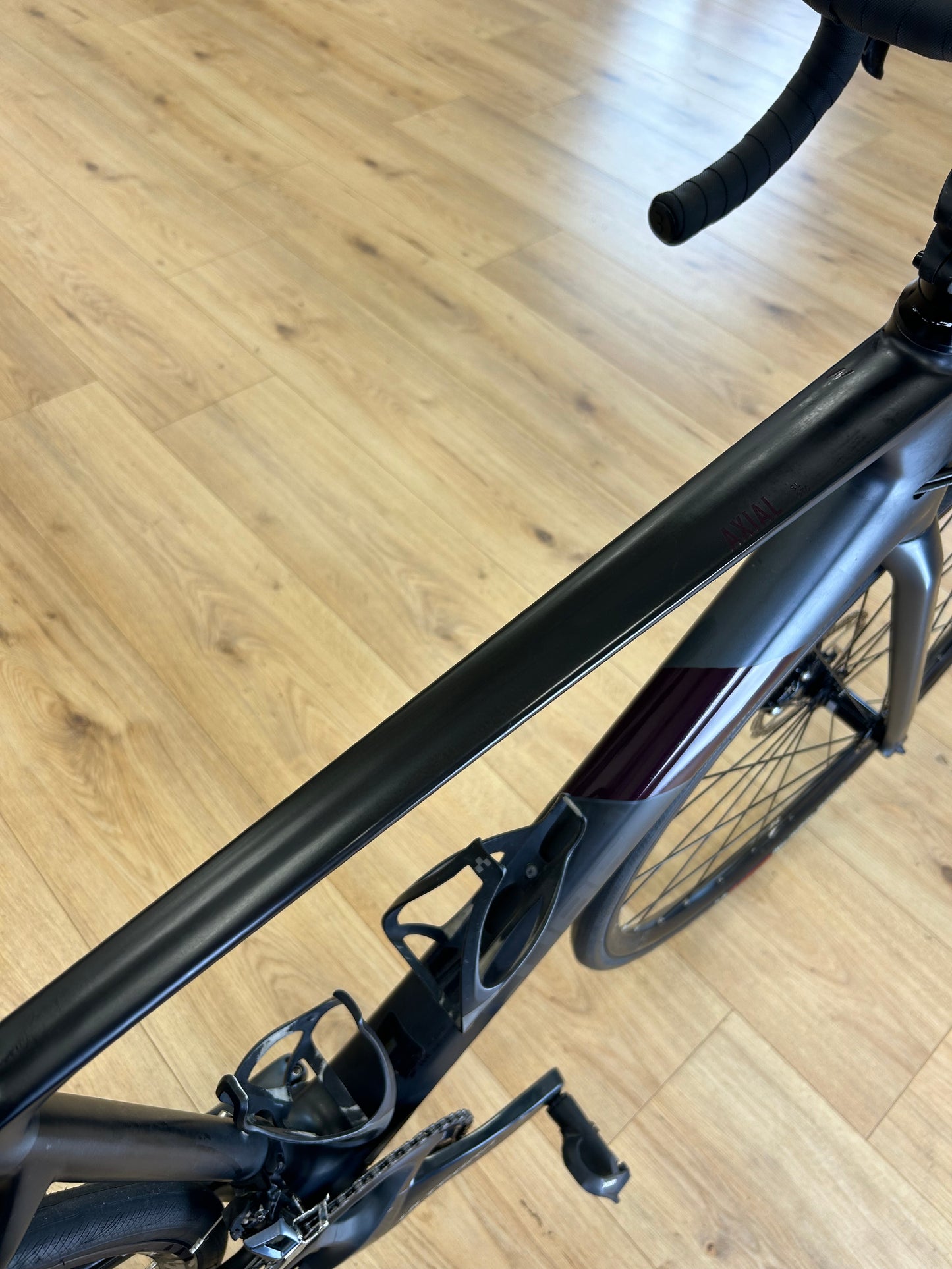 Cube Axial Carbon Disc Racefiets