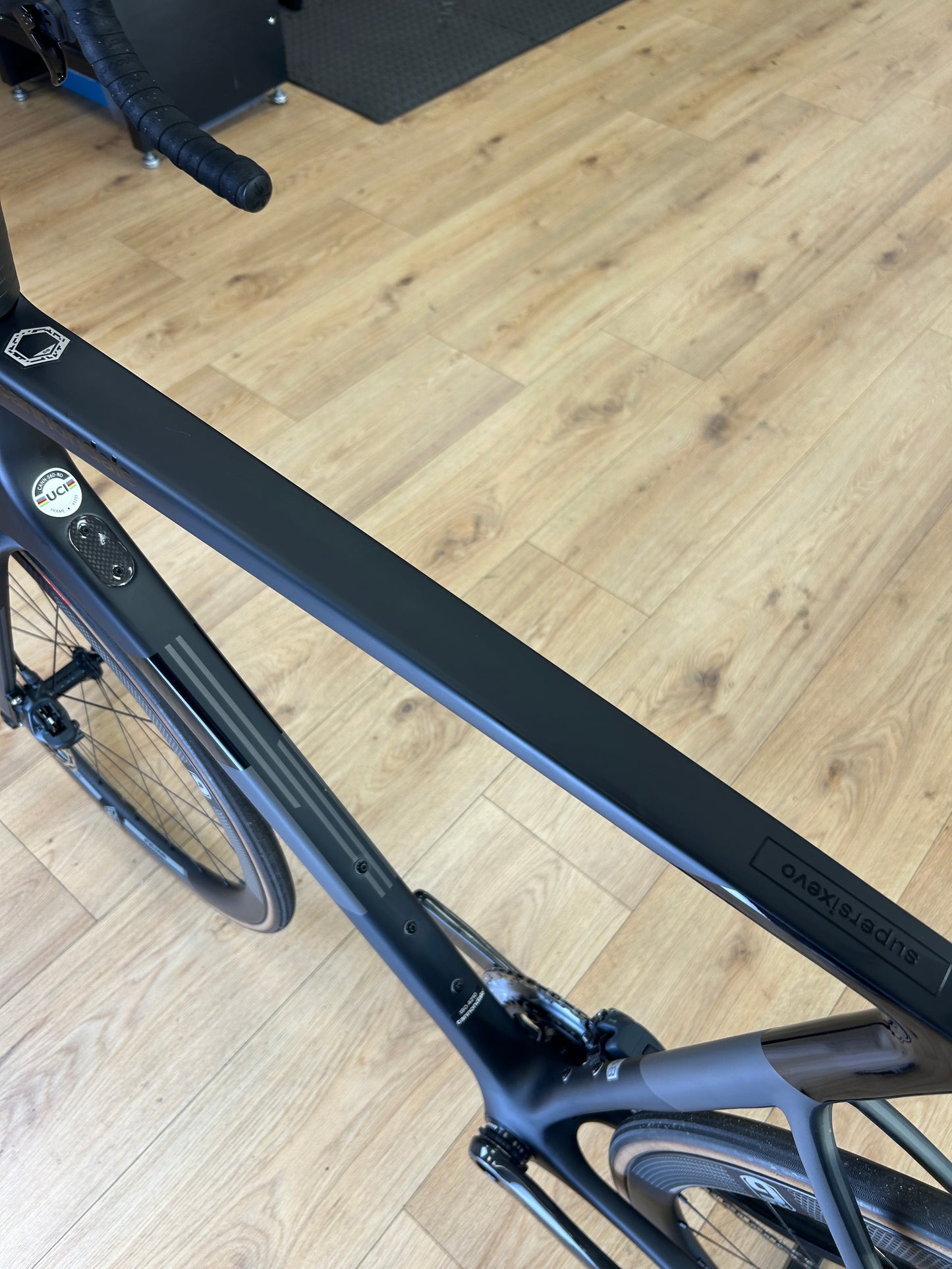 Showroom Model 0km Cannondale SuperSix EVO Hi-MOD Disc Carbon Racefiets