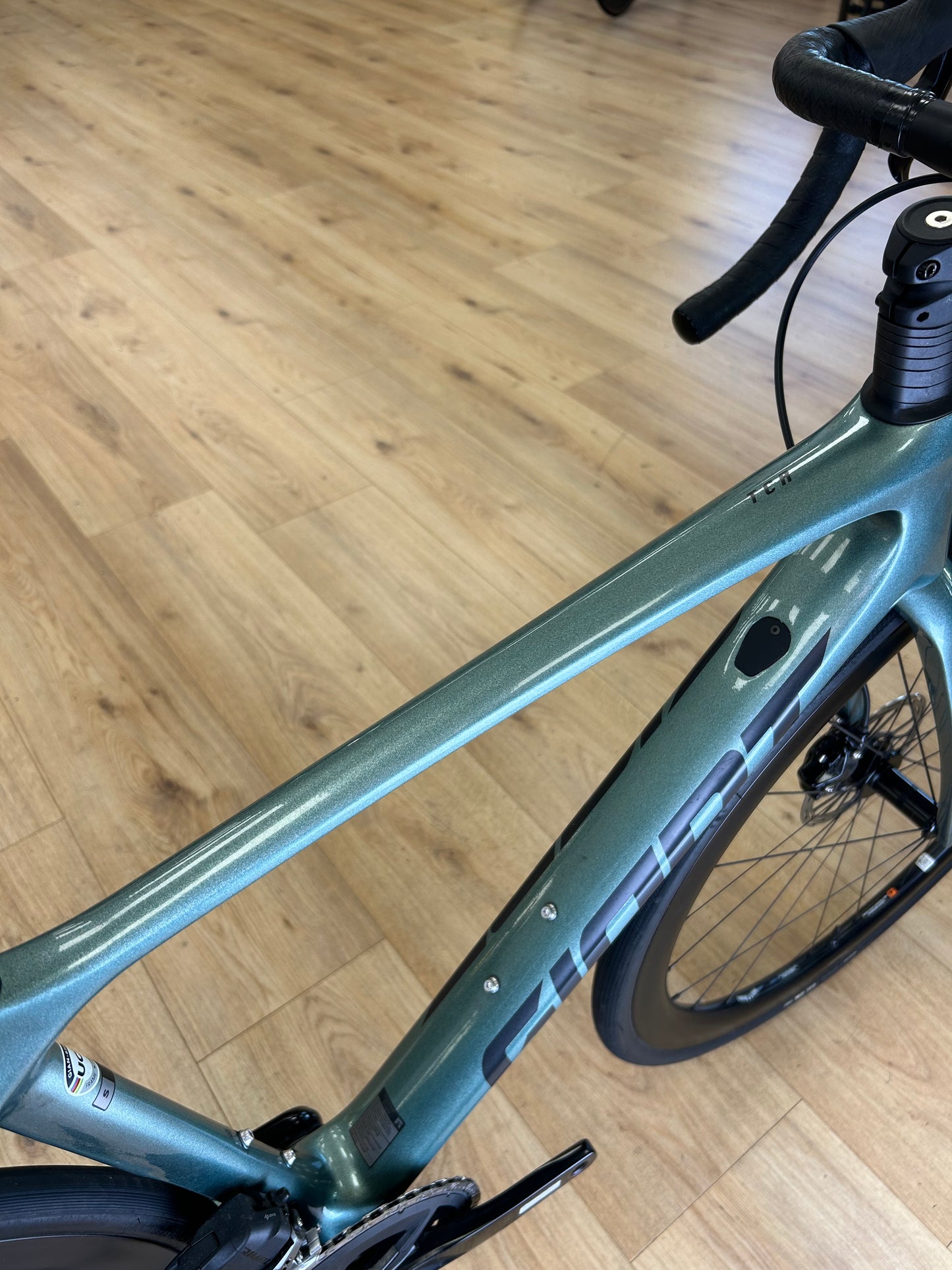 Giant TCR AXS Carbon Disc Racefiets