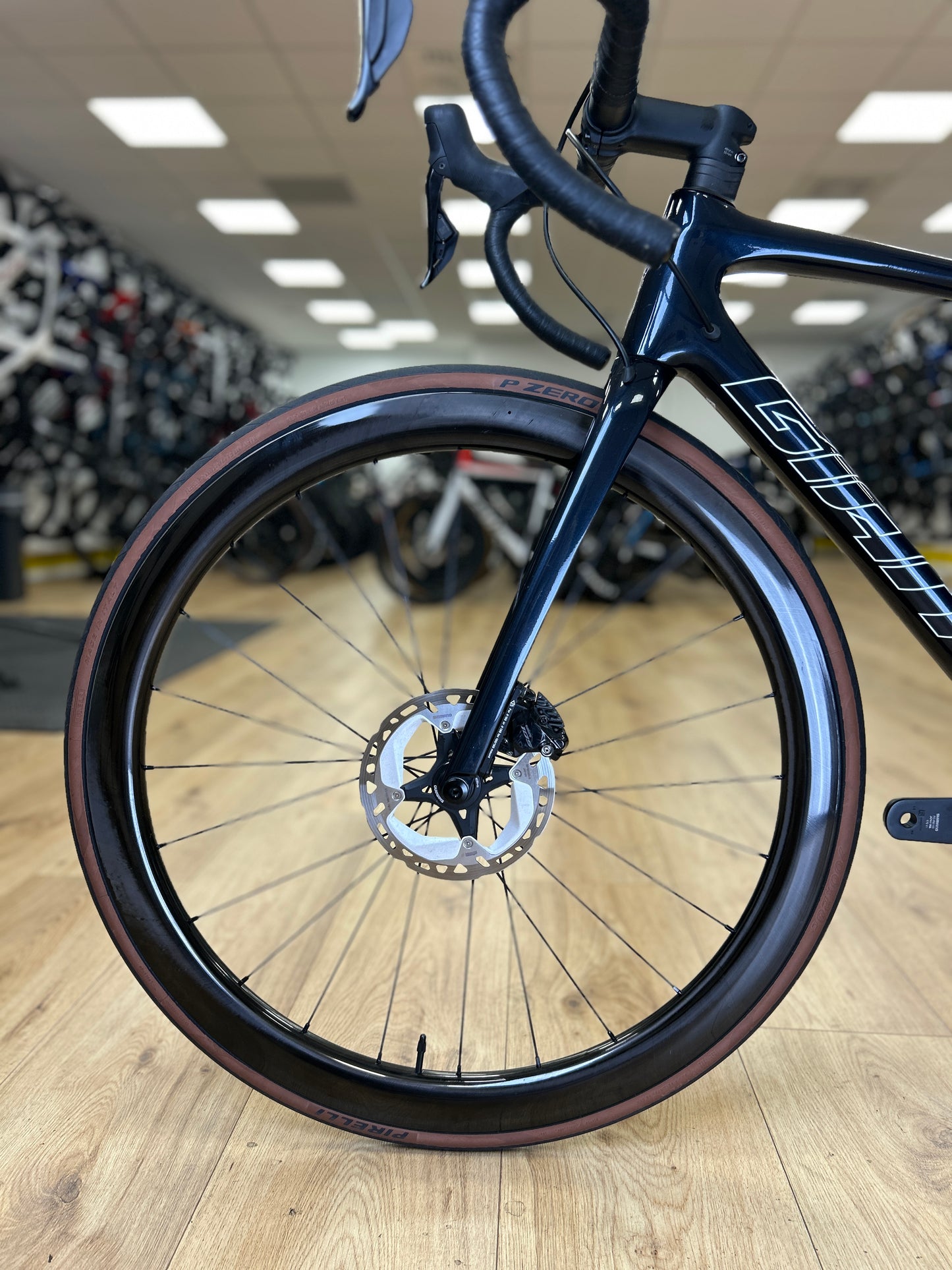 Giant TCR Advanced 1+ Di2 Carbon Racefiets