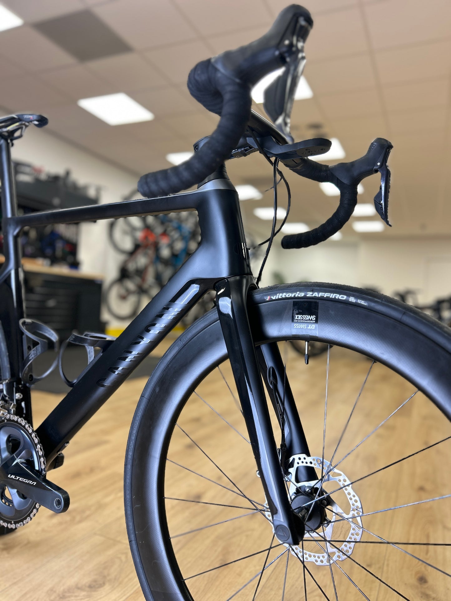 Canyon Aeroad CF SL Disc Di2 Carbon Racefiets