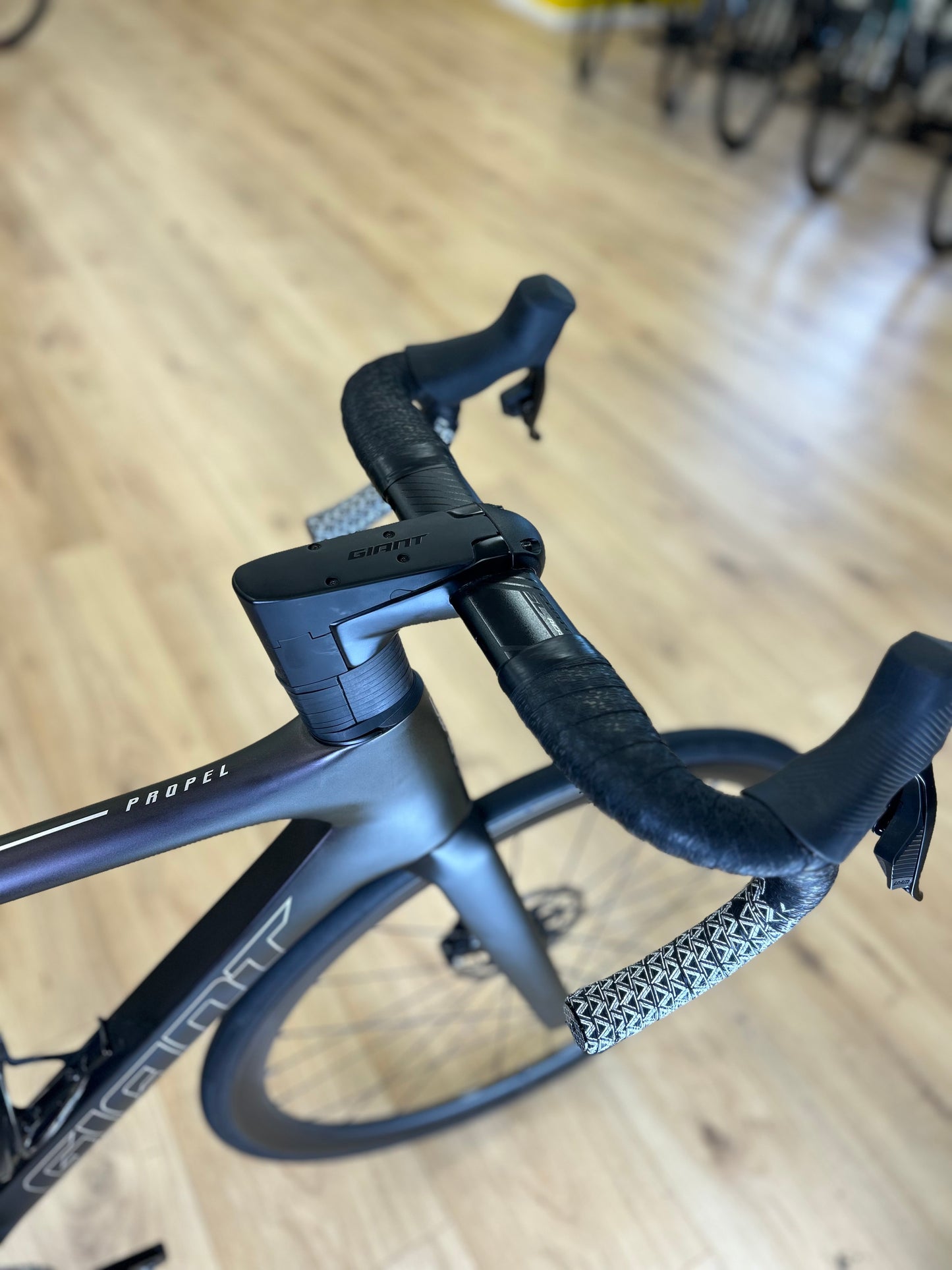 Giant Propel AXS Carbon Disc Racefiets