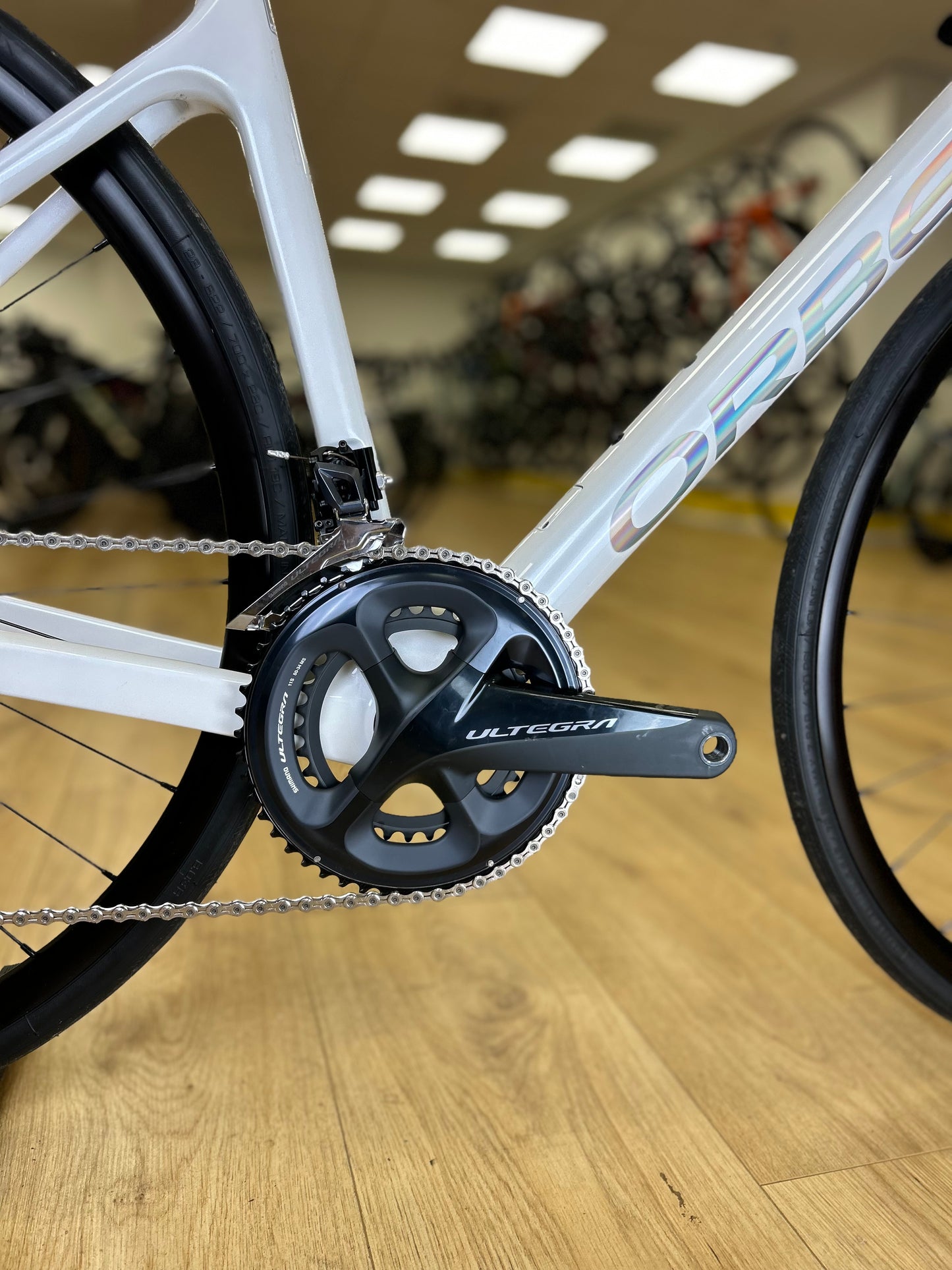 SHOWROOM MODEL Orbea Orca M20 Carbon Disc Racefiets