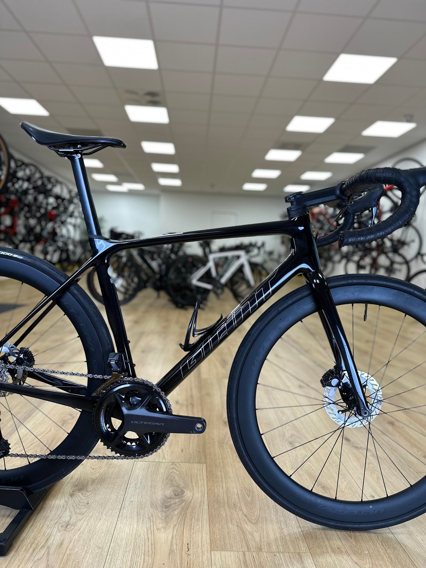 Giant TCR Di2 Carbon Disc Racefiets